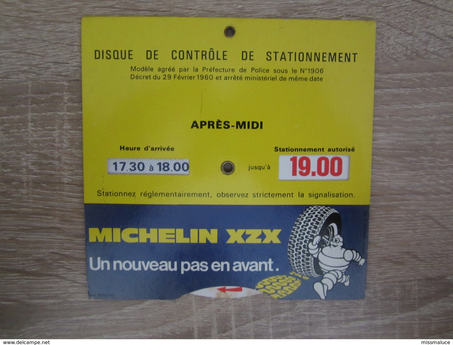 Publicité Disque De Stationnement Michelin Bibendum - Other & Unclassified