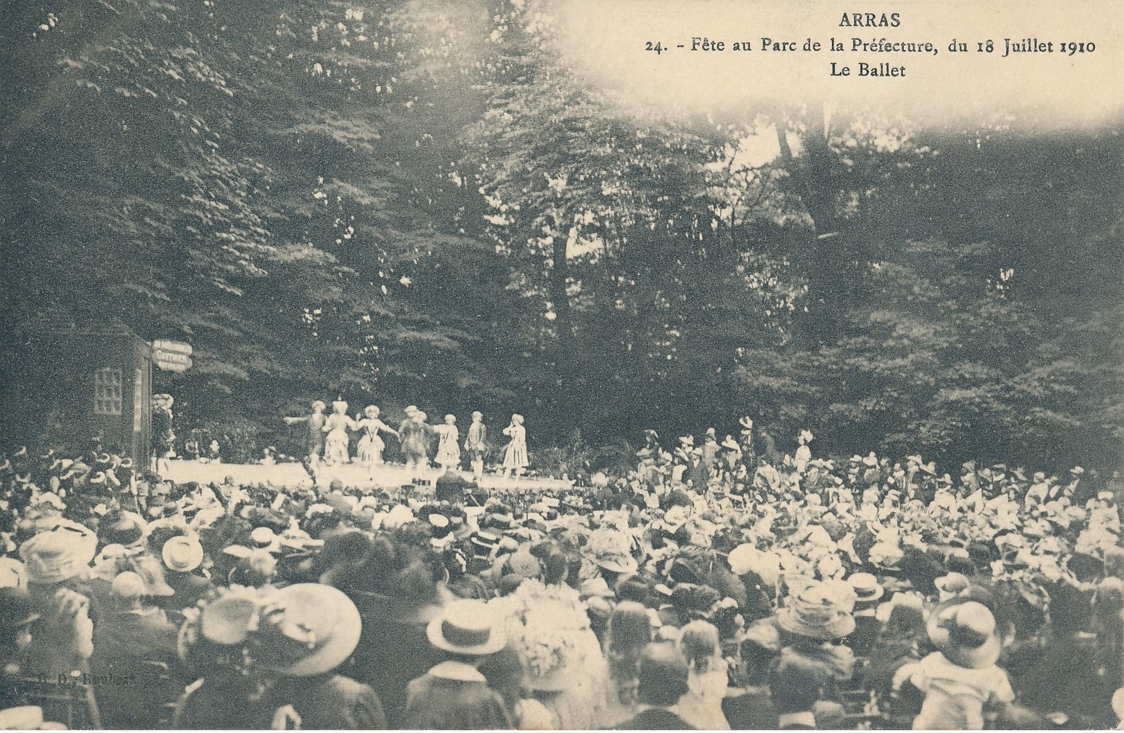 ARRAS Cortége Historique Du 17 07 1910 Fete Au Parc De La Prefecture Vue 24 état Neuf - Arras