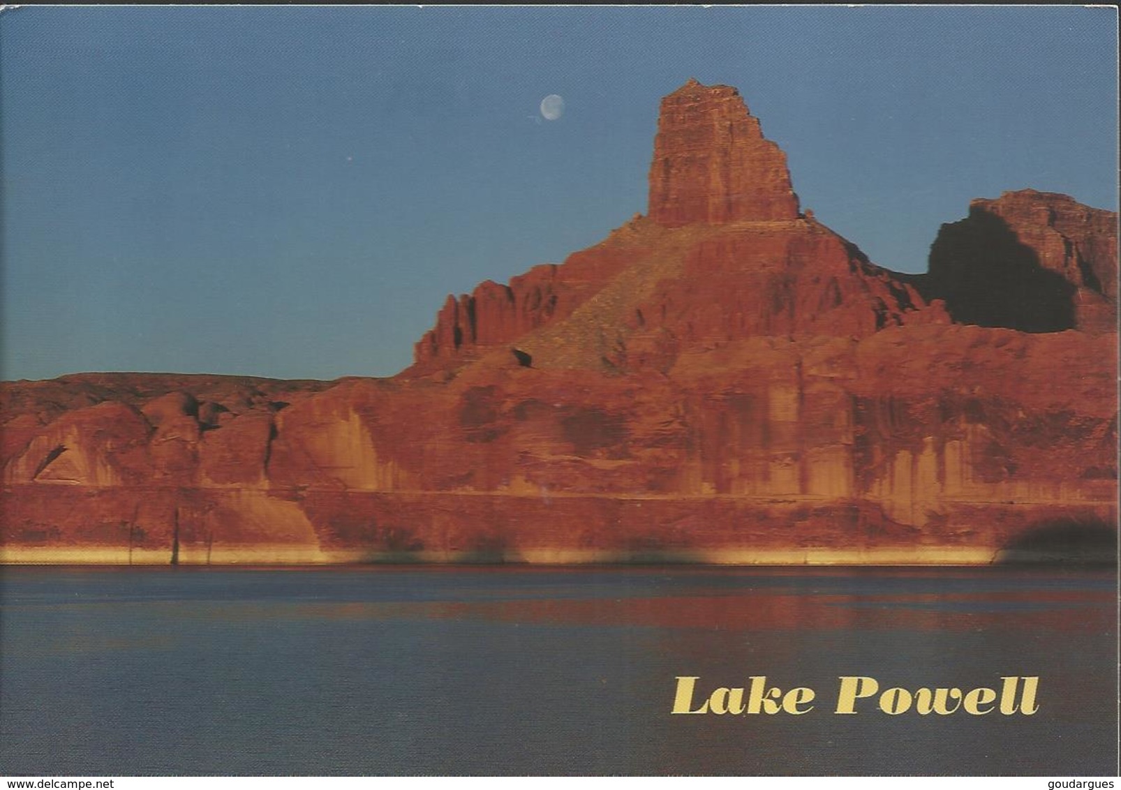 Lake Powell - Sunrise And Moonset Near Anasazi Canyon - Lake Powell
