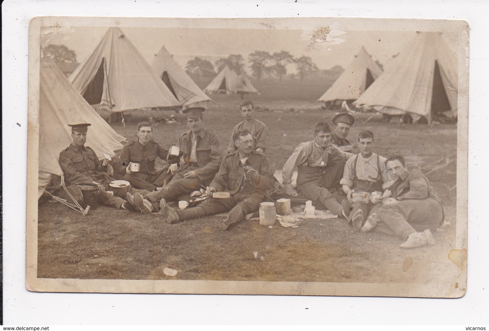 CARTE PHOTO MILITARIA Groupe De Militaires Anglais - Personnages