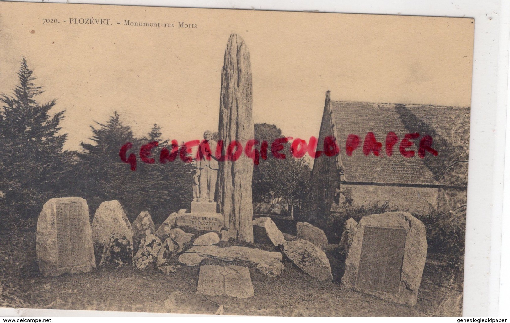 29- PLOZEVET - MONUMENT AUX MORTS   FINISTERE - Plozevet