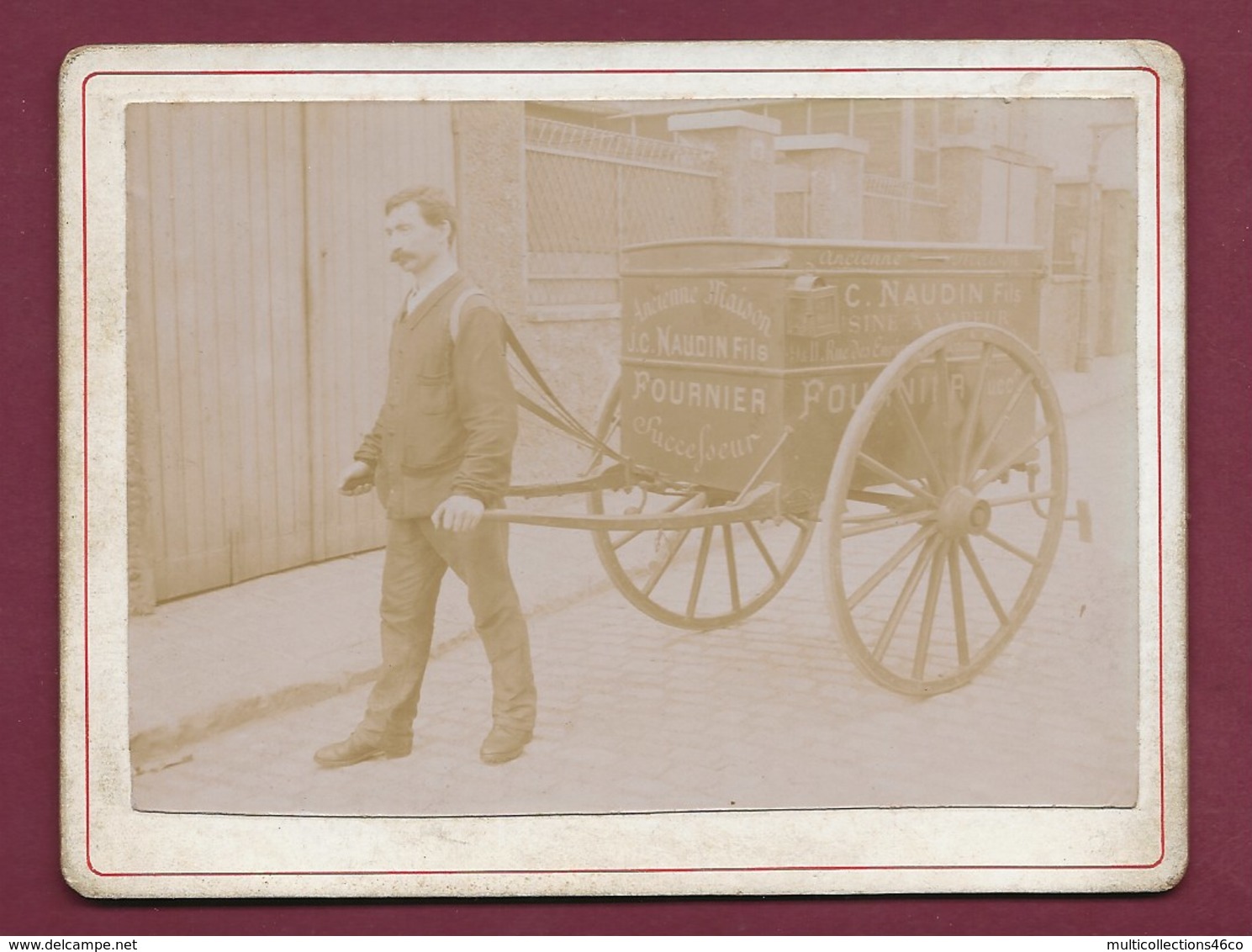 060320 - 75 20e PARIS - PHOTO 1900 Métier JC NAUDIN FOURNIER Suc 9 & 11 Rue Des Envierges Livreur Chariot Pub - District 20