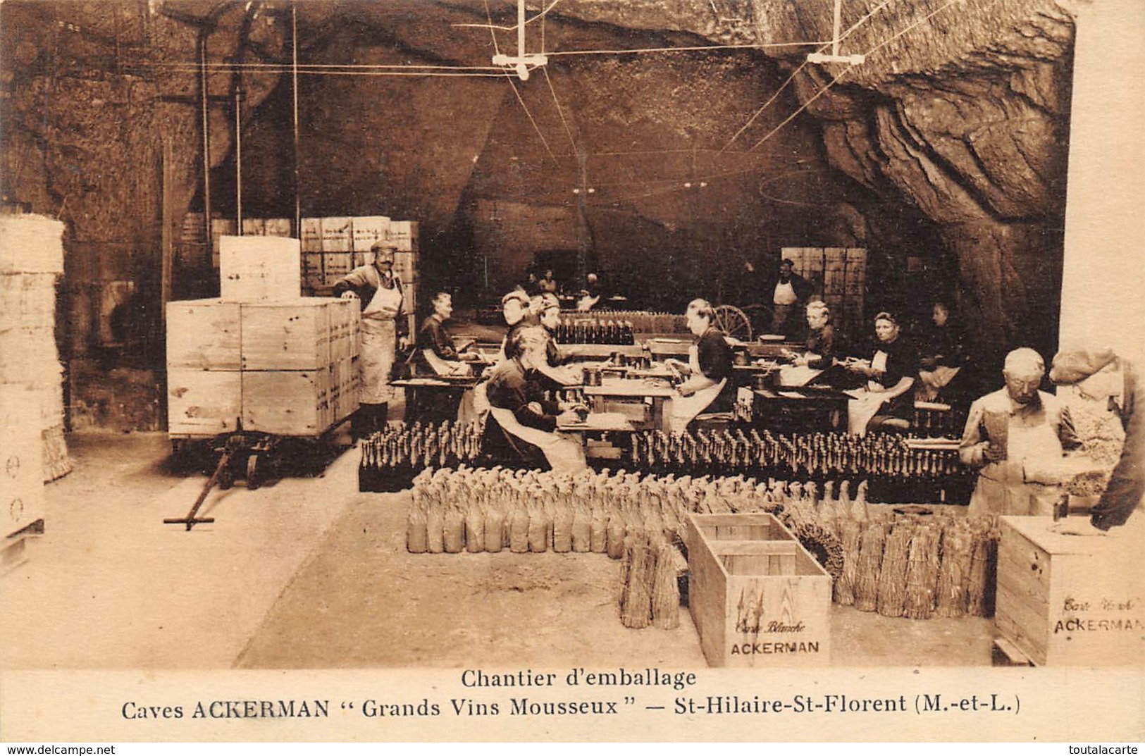 CPA 49 ST HILAIRE ST FLORENT CAVES ACKERMAN GRANDS VINS MOUSSEUX CHANTIER D EMBALLAGE - Autres & Non Classés