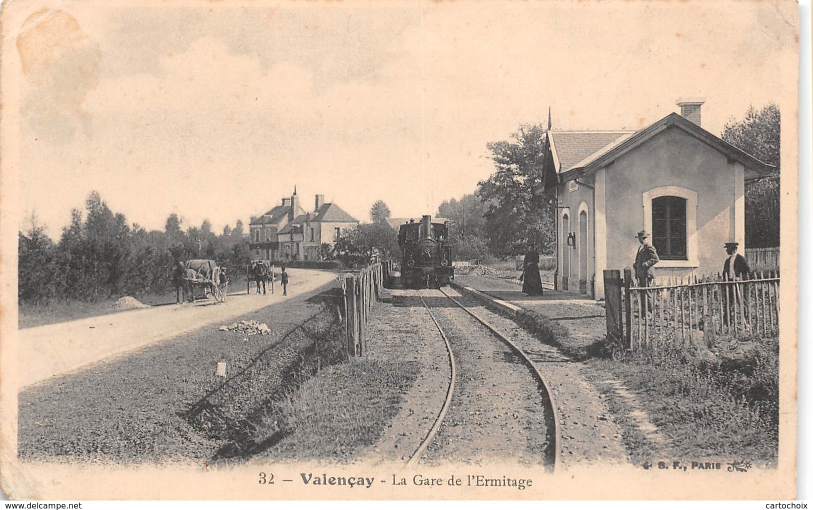 36 - Valençay - La Gare De L'Ermitage Animée - Arrivée Du Train - Attelages - Autres & Non Classés