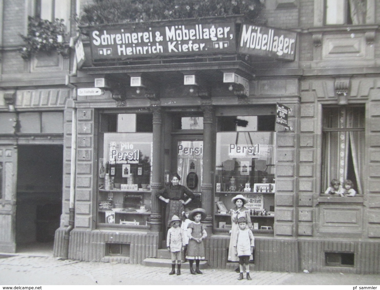 DR Echtfoto AK 1913 Durlach Geschäft / Schreinerei Und Möbellager Heinrich Kiefer Werbung Im Schaufenster Persil - Geschäfte