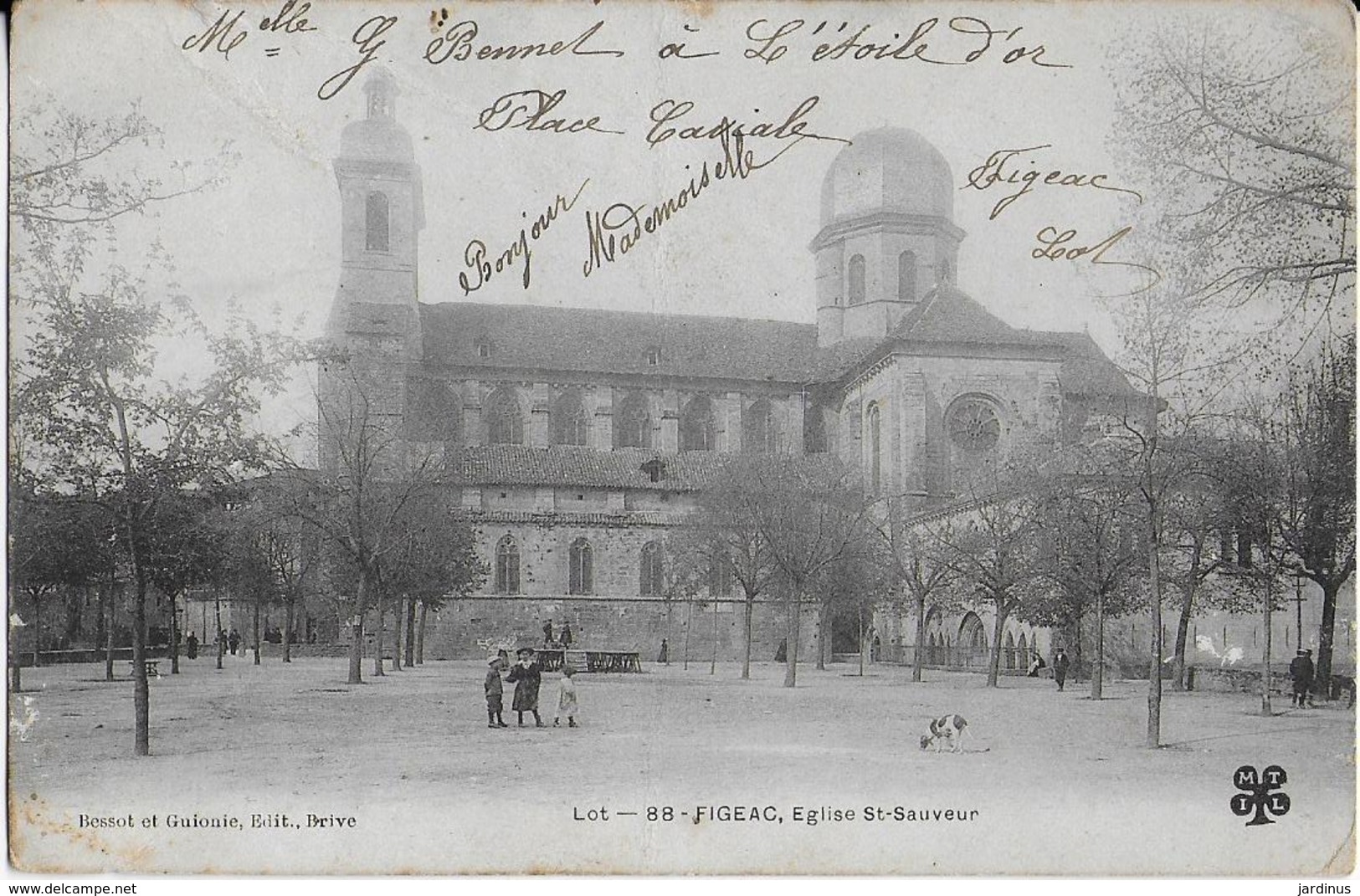 FIGEAC (Lot ):  Eglise St Sauveur- La Place Animée  (1903) - Figeac