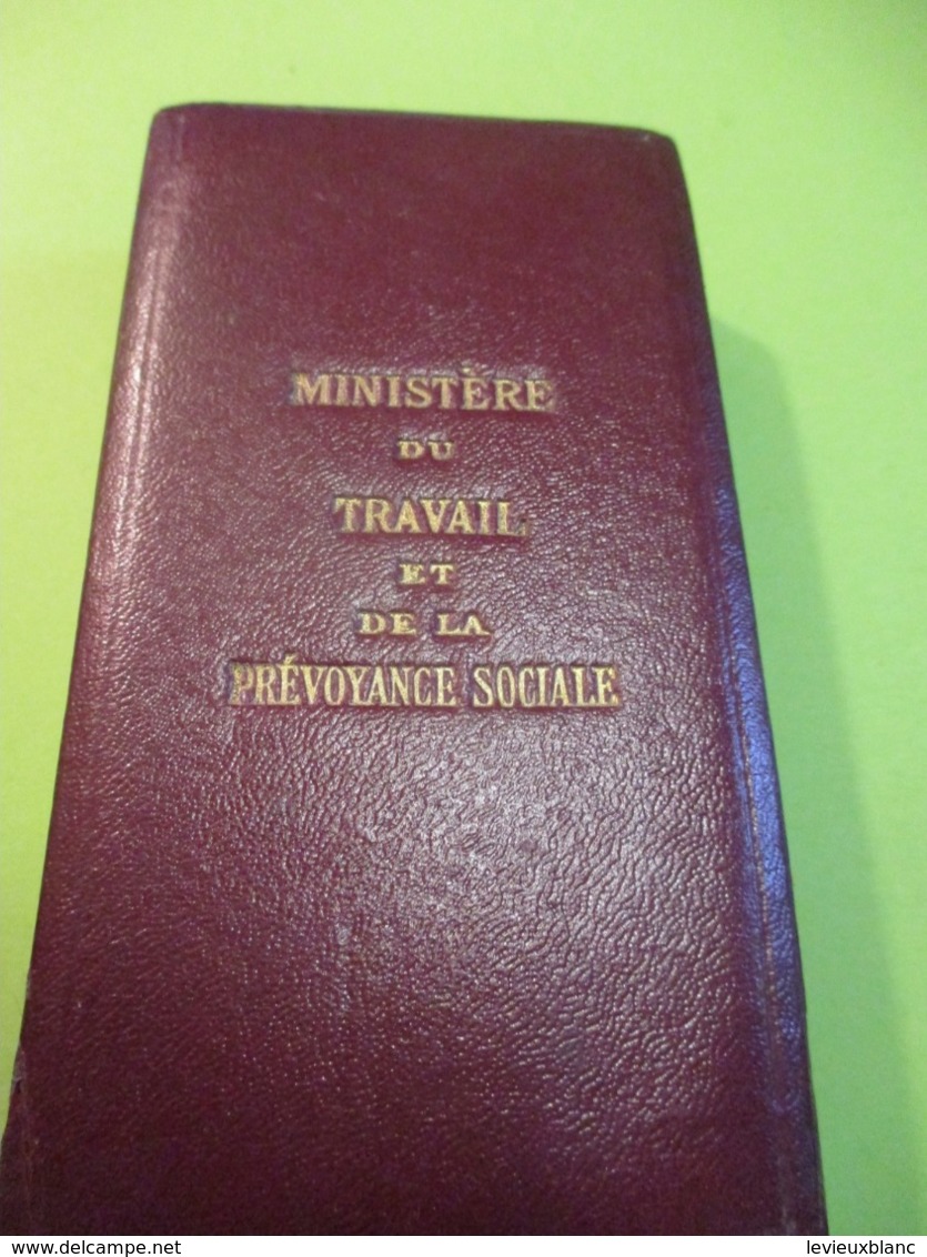 Médaille Française Ancienne Avec étui/RF/Minist.du Travail Et Prév.Soc./Stés Secours Mutuels/O ROTY/ERNOUF/1933   MED319 - Francia
