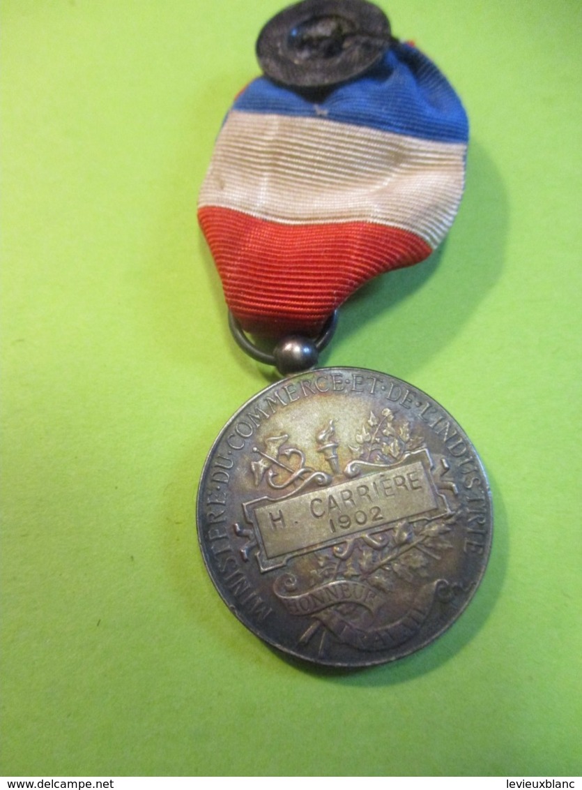 Médaille  Du TRAVAIL Française Ancienne/Ministère Du Commerce Et De L'Industrie/Borrel/ Carriére/ 1902         MED328 - Francia