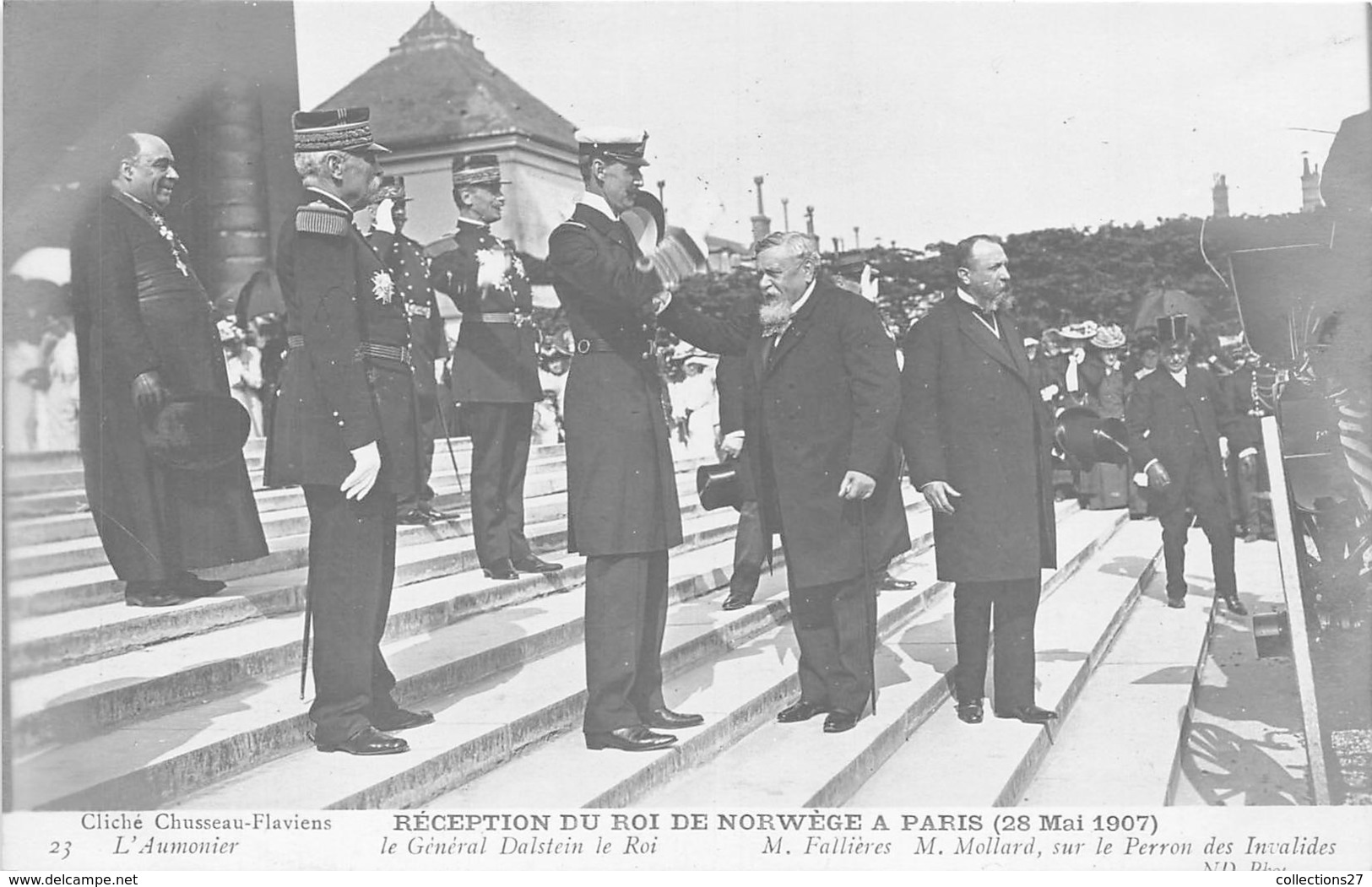 75007-PARIS-CARTE PHOTO- RECEPTION DU ROI DE NORWEGE A PARIS 29 MAI 1907 LE GENERAL DALSTEIN ET LE ROI - Arrondissement: 07