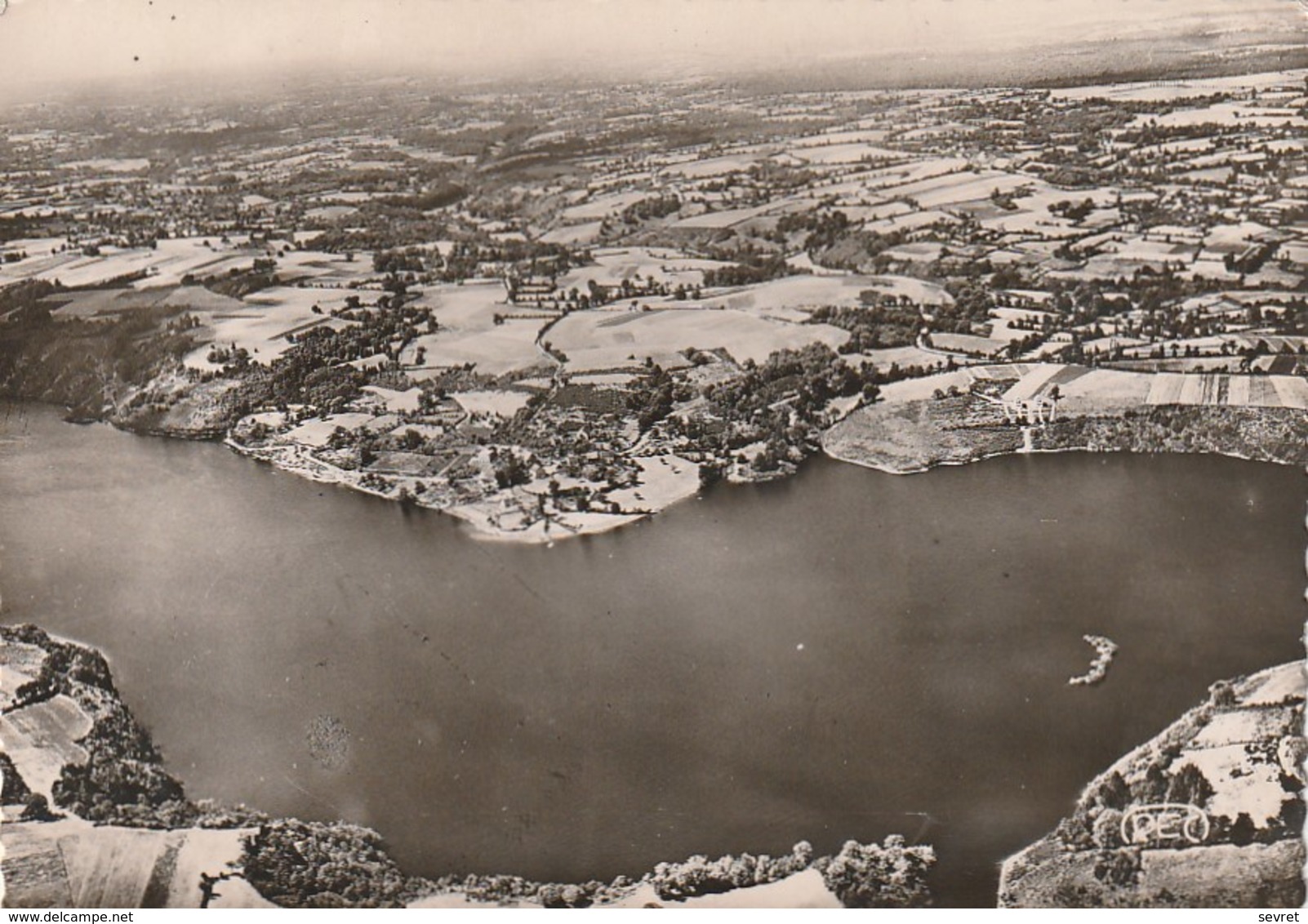 LE LAC D'EGUZON à CHAMBON.- CPM Dentelée RARE - Chambon Sur Voueize