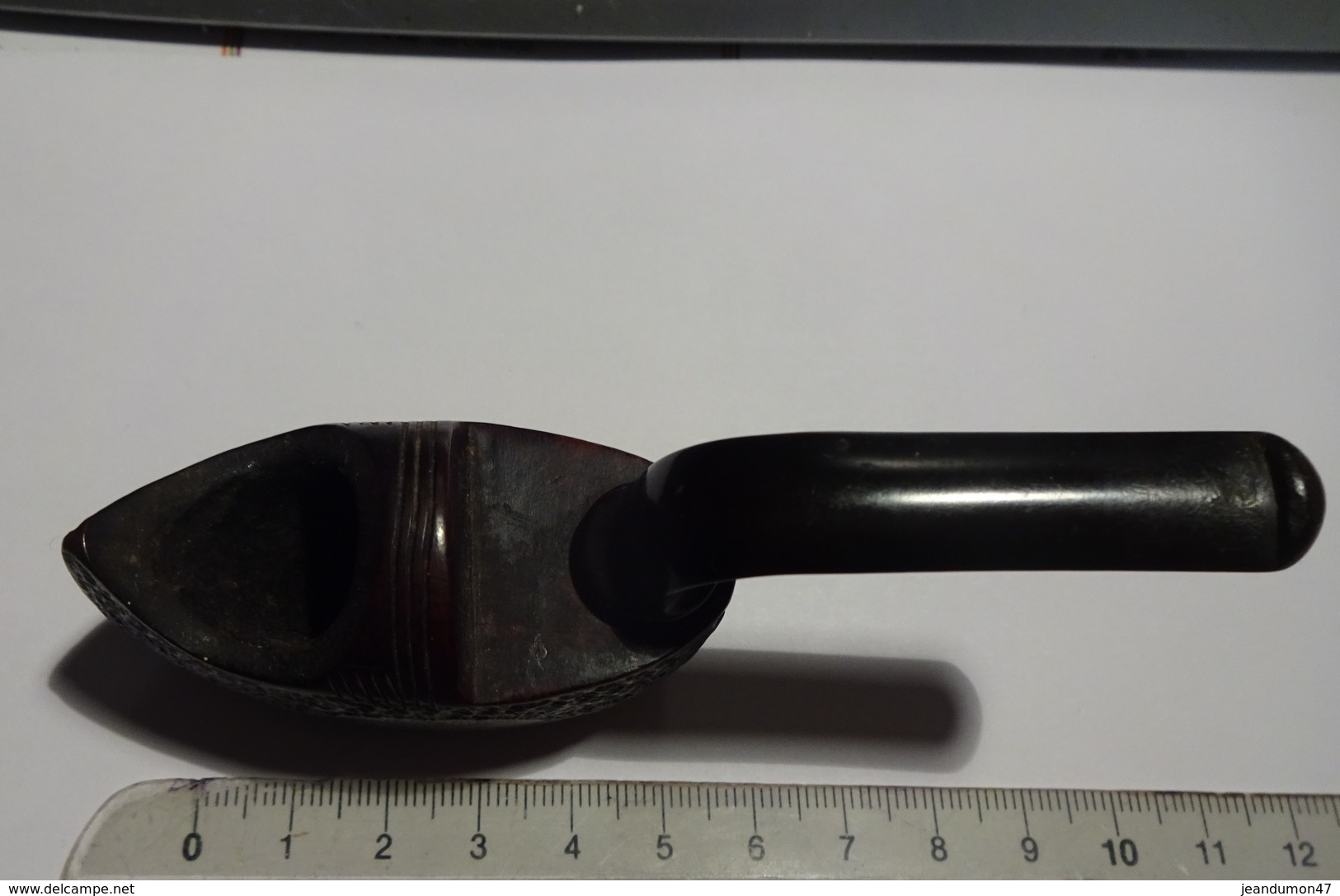 VERITABLE PETITE PIPE EN BRUYERE ( Voir Photo BRUYERE Garantie ) 28 Grs. FORME DE SABOT. A SERVIE - Bruyerepfeifen