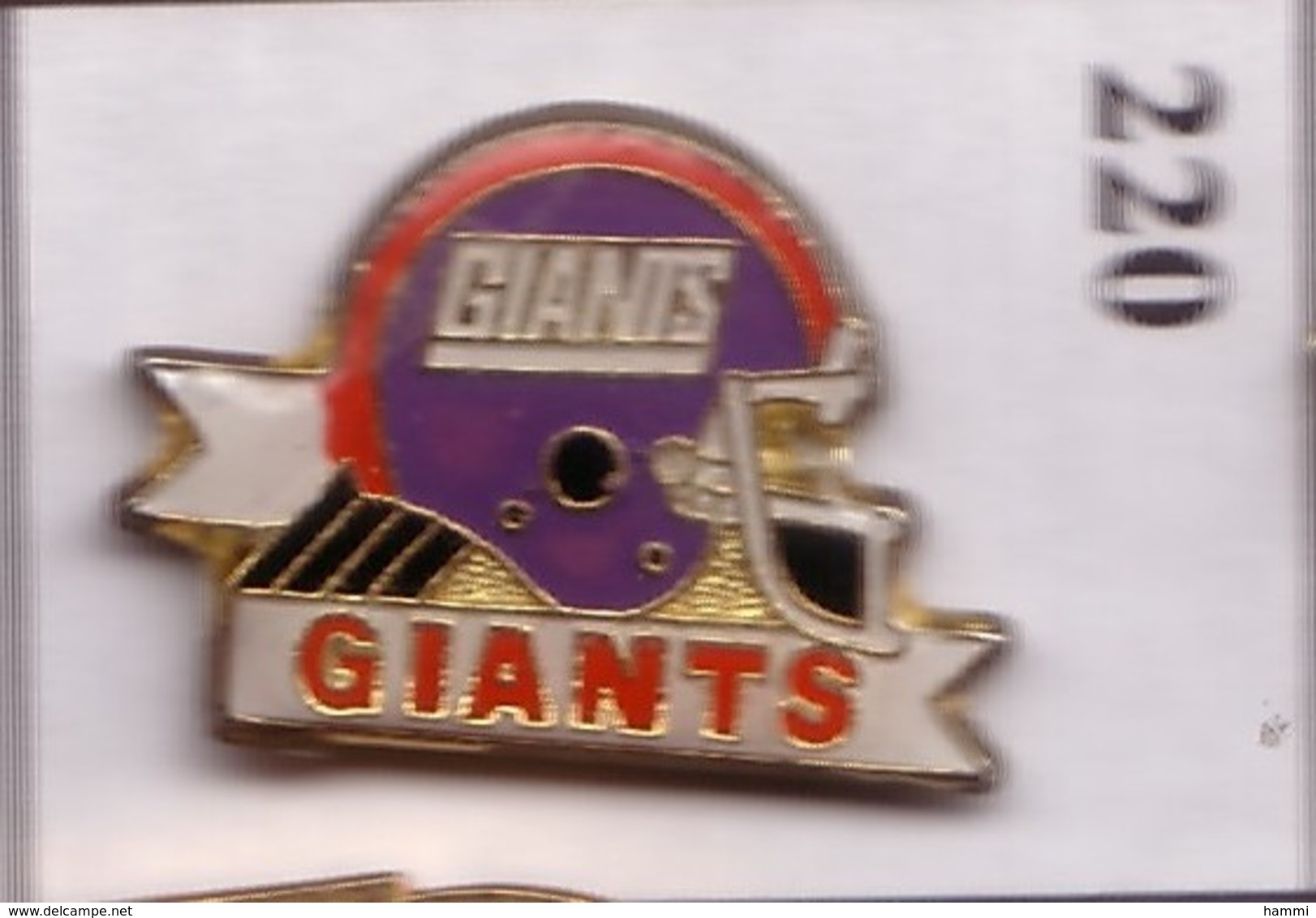 A220 Pin's Football Américain Base-ball équipe NEW YORK GIANTS Casque Baseball Usa Achat Immédiat - Baseball