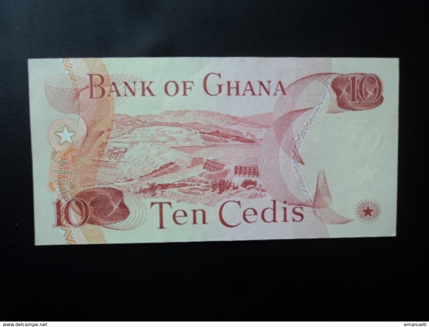 GHANA : 10 CEDIS   2.1.1978     P 16f     Presque SPL - Ghana