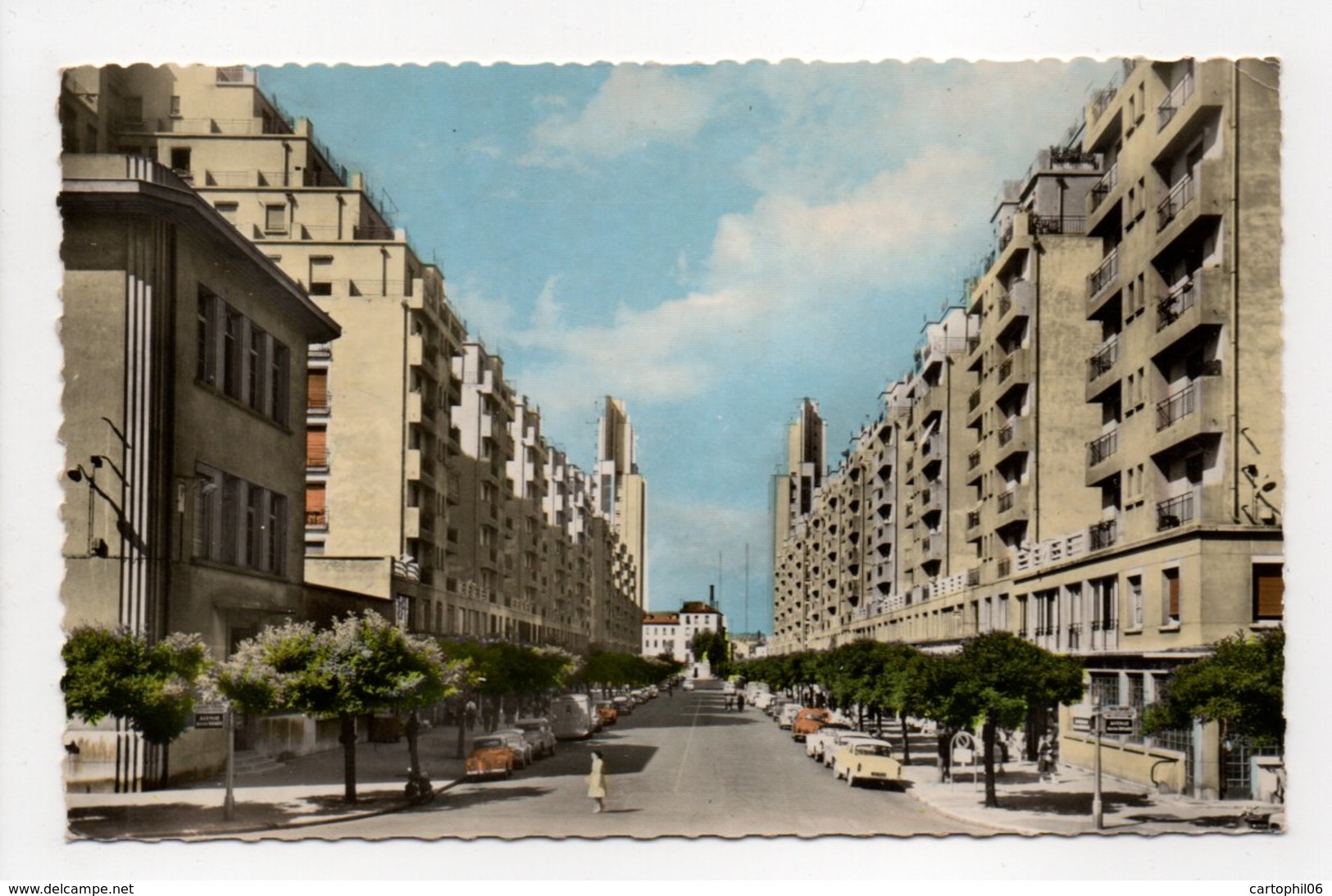 - CPSM LYON-VILLEURBANNE (69) - Avenue Henri Barbusse 1964 - Editions FERRER 1027 - - Villeurbanne