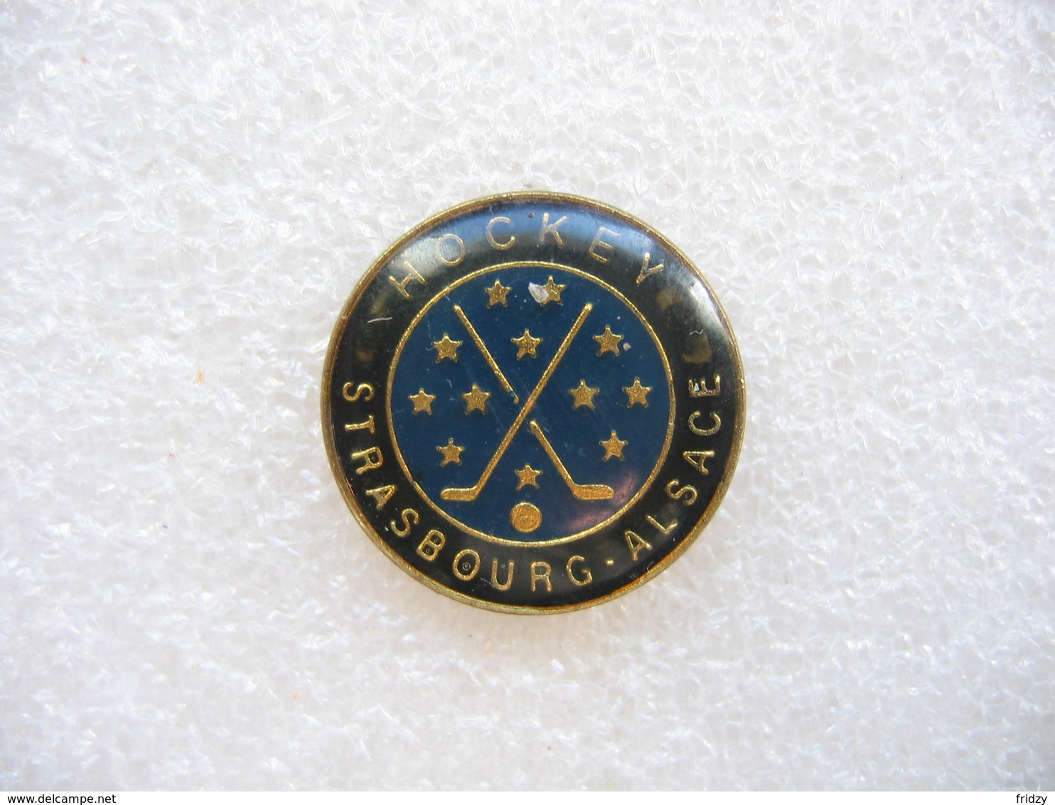 Pin's Du Hockey Club De Strasbourg (Dépt 67) - Eiskunstlauf