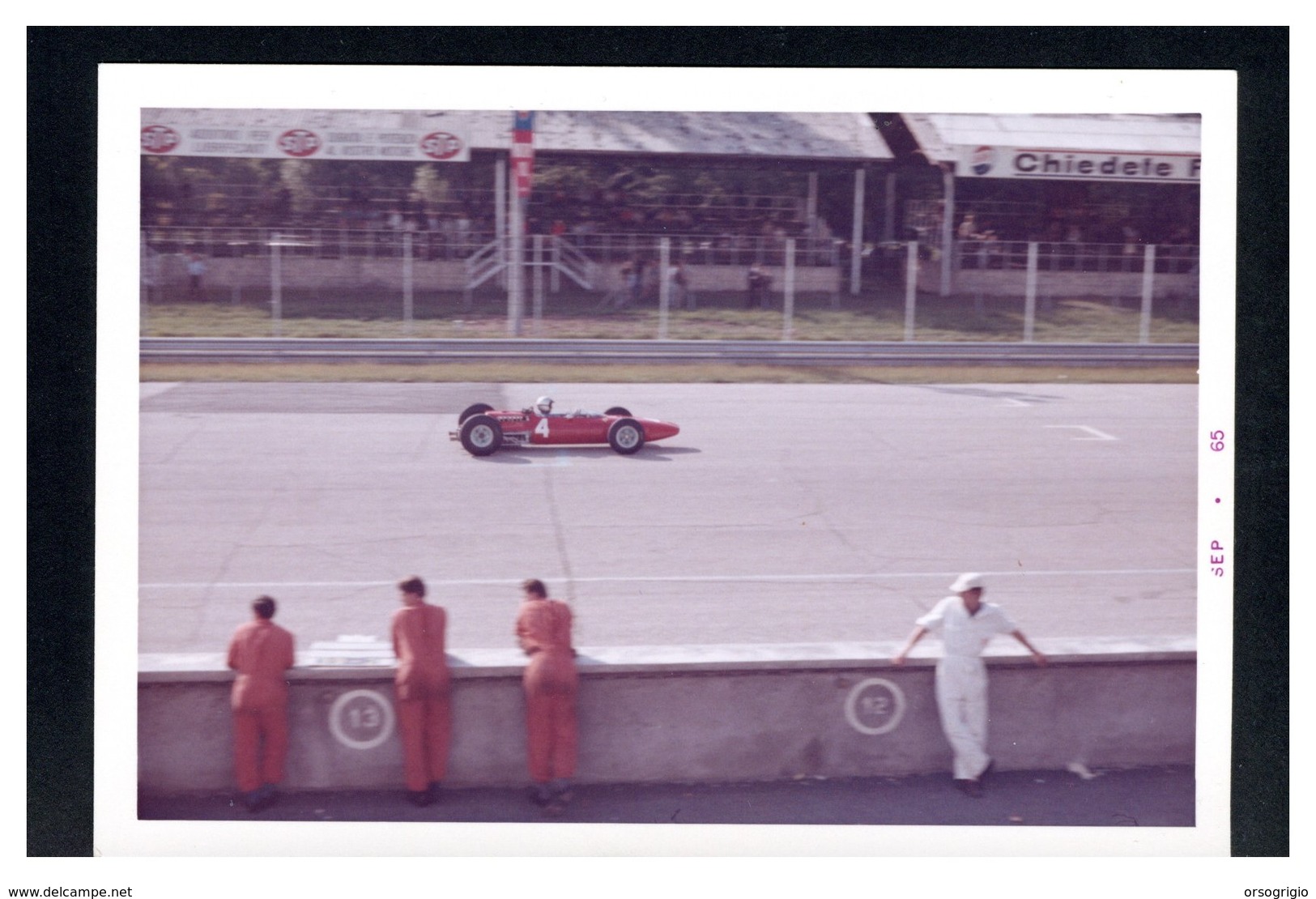 AUTODROMO DI MONZA - FERRARI  FORMULA 1 - F1 - Rettilineo Dei Box - Muretto - Automobili