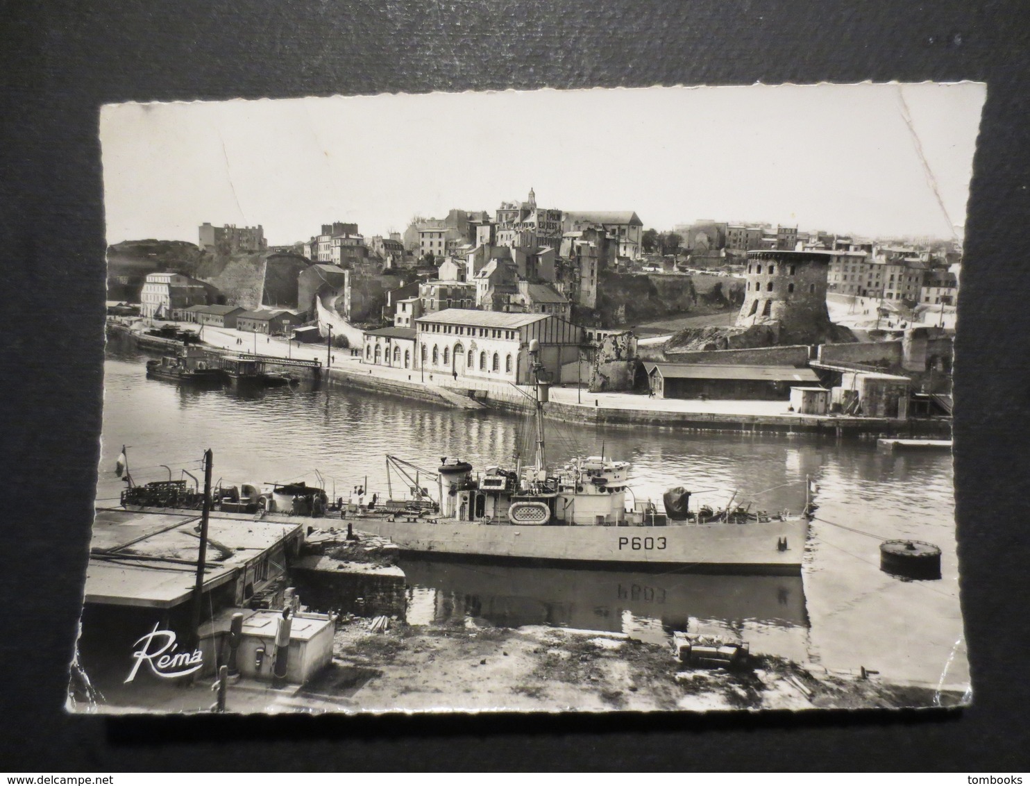29 - Brest - Carte Photo - Le Bassin - Vue Sur Recouvrance - Cachets Croiseur Tourville Et Timbres F.M - 1955 - - Brest