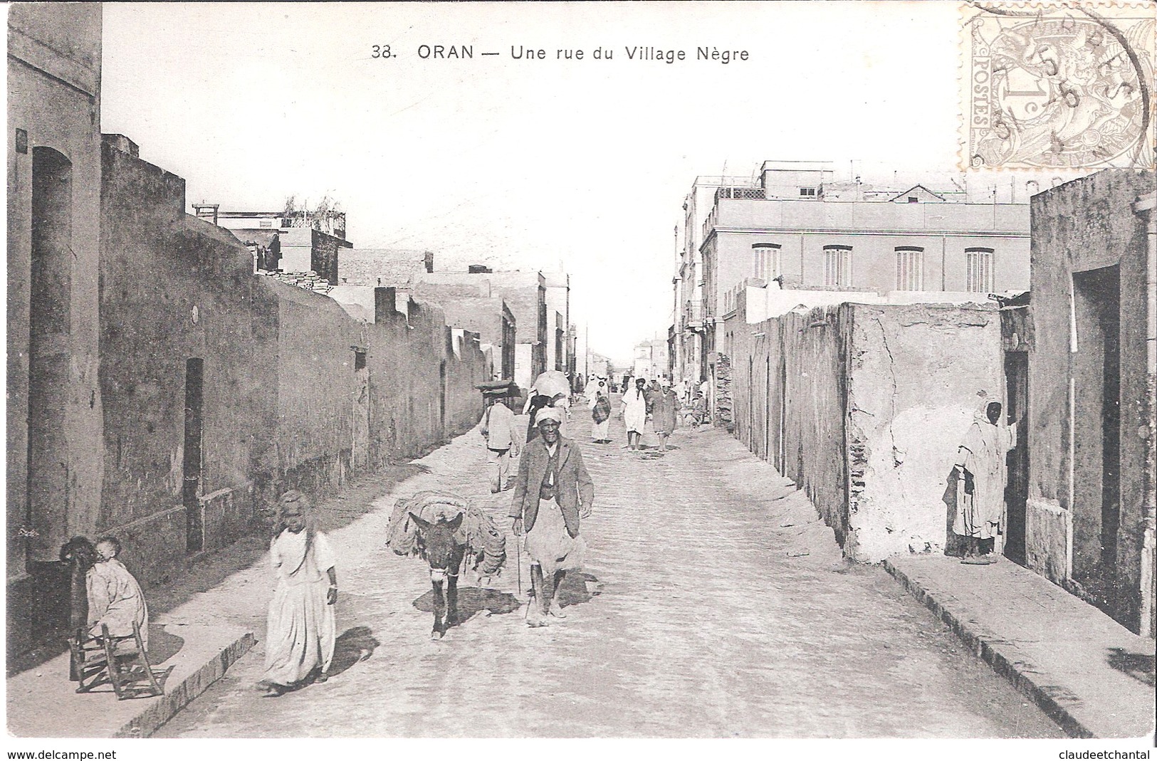 CP D'Algérie Oran : Une Rue Du Village Nègre. - Oran