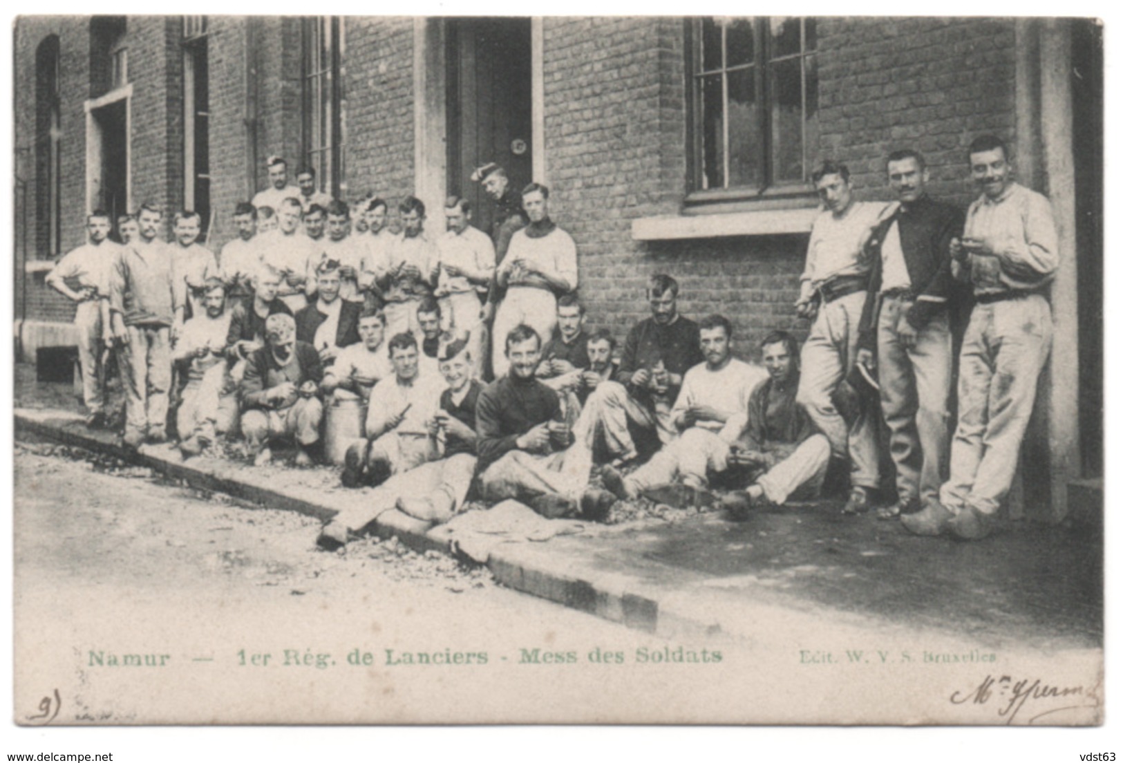 1er Régiment De Lanciers NAMUR 1905 Mess Des Soldats EPLUCHAGES POMMES DE TERRES Patates - Casernes