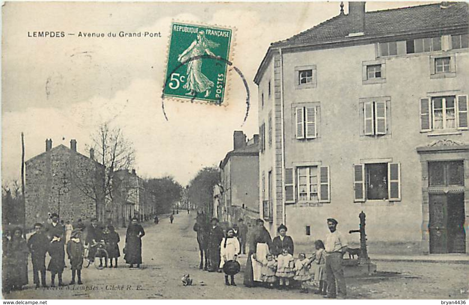 43 - LEMPDES - AVENUE DU GRAND PONT - ANIMEE. - Andere & Zonder Classificatie