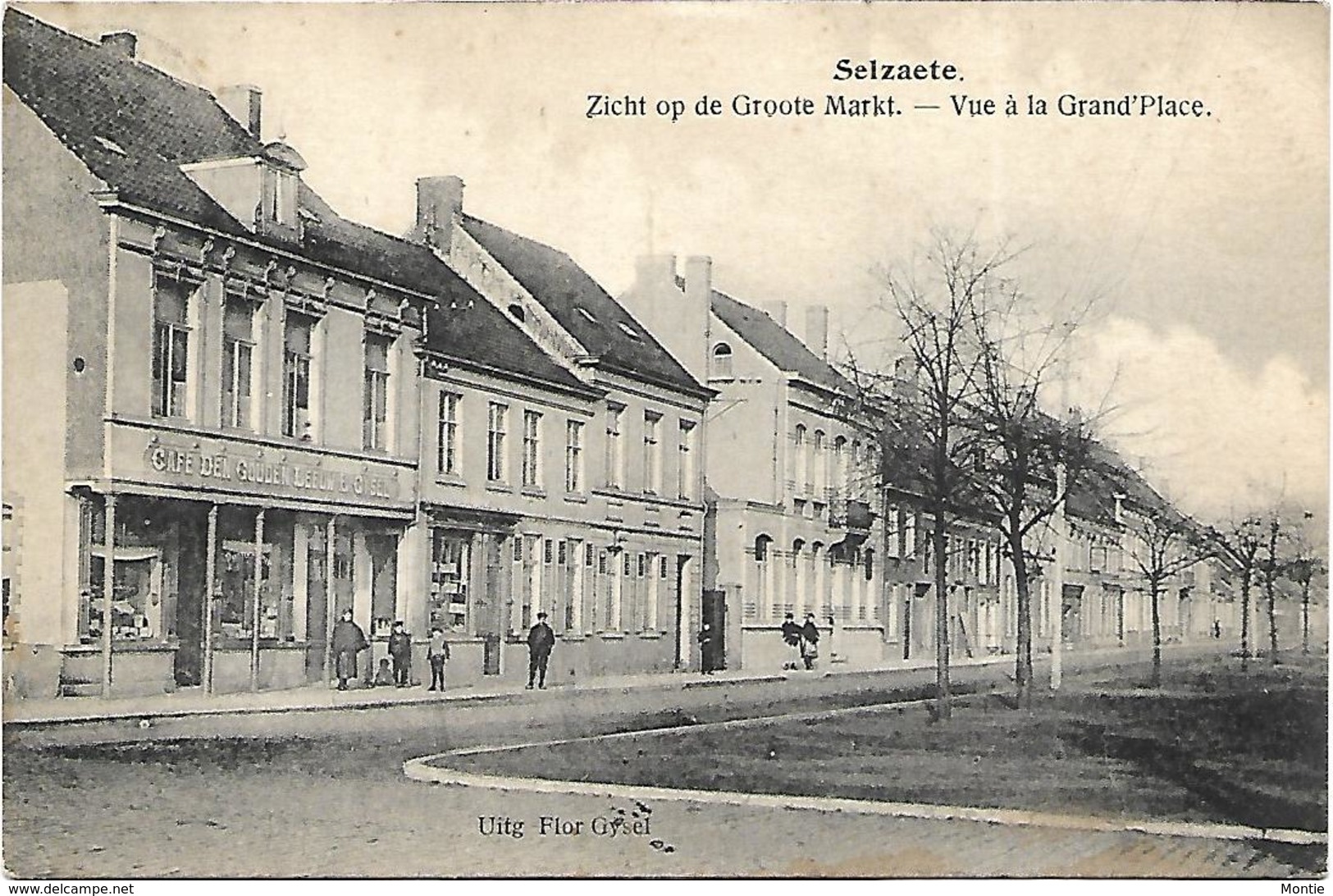 Selzaete - Zicht Op De Groote Markt. (Café Den Gouden Leeuw) - Zelzate