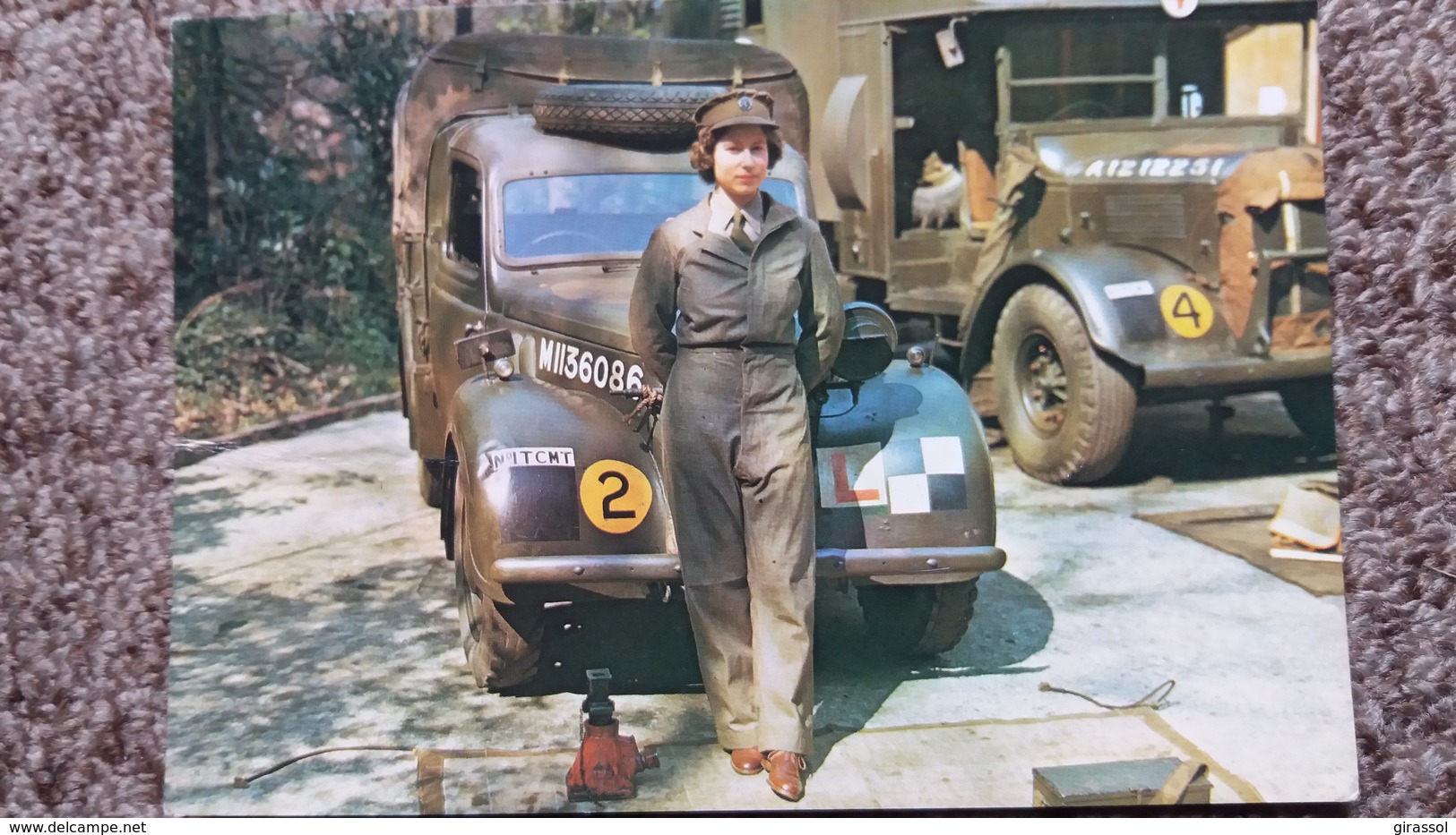 CPSM PRINCESS ELIZABETH IN ATS UNIFORM REPRO 1945 VEHICULE VETEMENT MILITAIRE - Royal Families