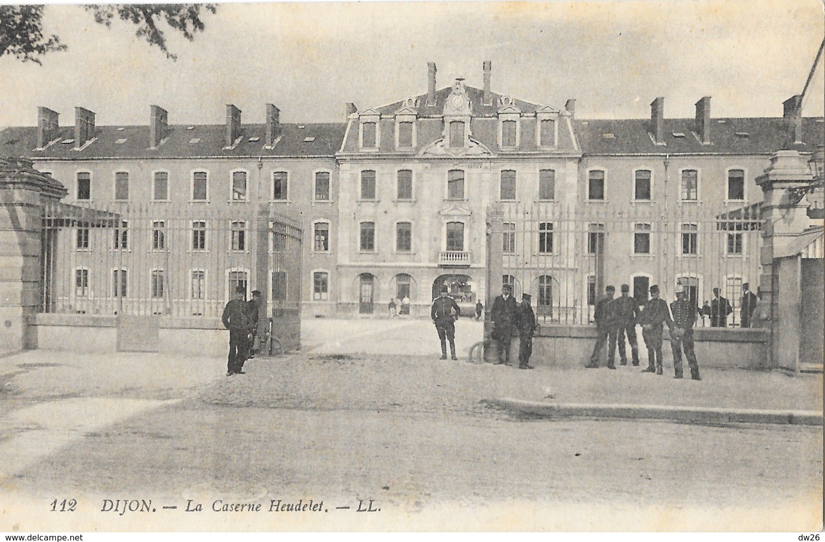 Dijon - La Caserne Heudelet, Entrée - Carte LL N° 112 - Casernes