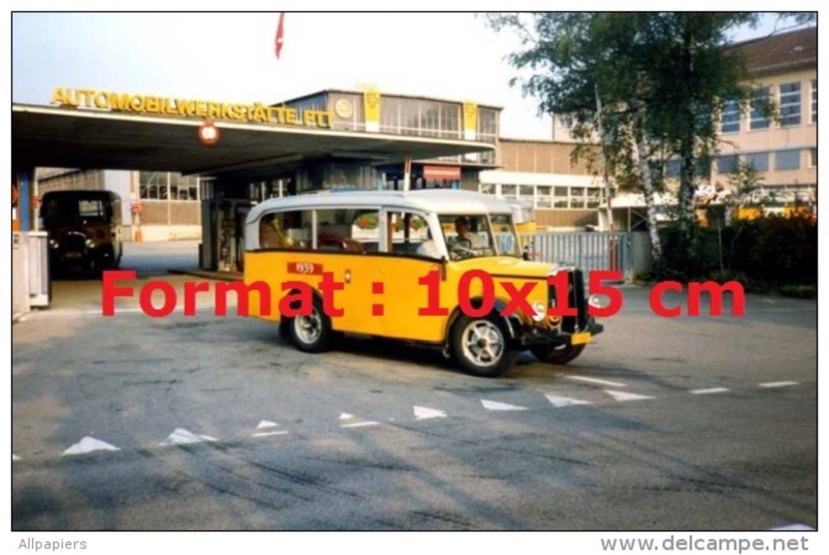 Reproduction D'une Photographie D'un Bus De Marque Saurer De 1939 - Autres & Non Classés