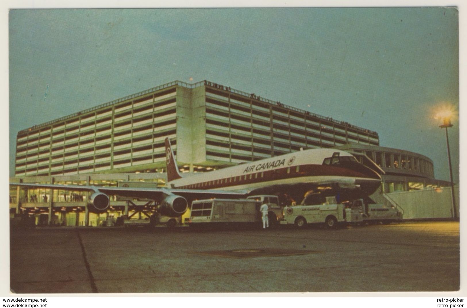 AK  Flugzeug Am Toronto International Airport Flughafen At Night _  Ansichtskarte _ Kleinformat - 1946-....: Era Moderna