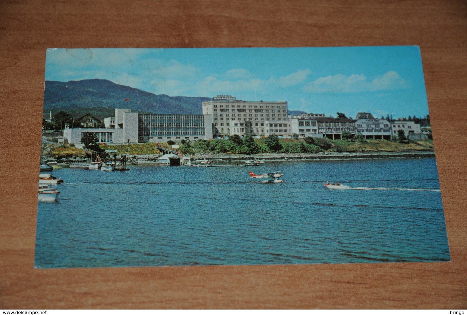 2875-           CANADA, B.C., NANAIMO, HARBOUR AND SKYLINE - 1970 / PLANE - Nanaimo