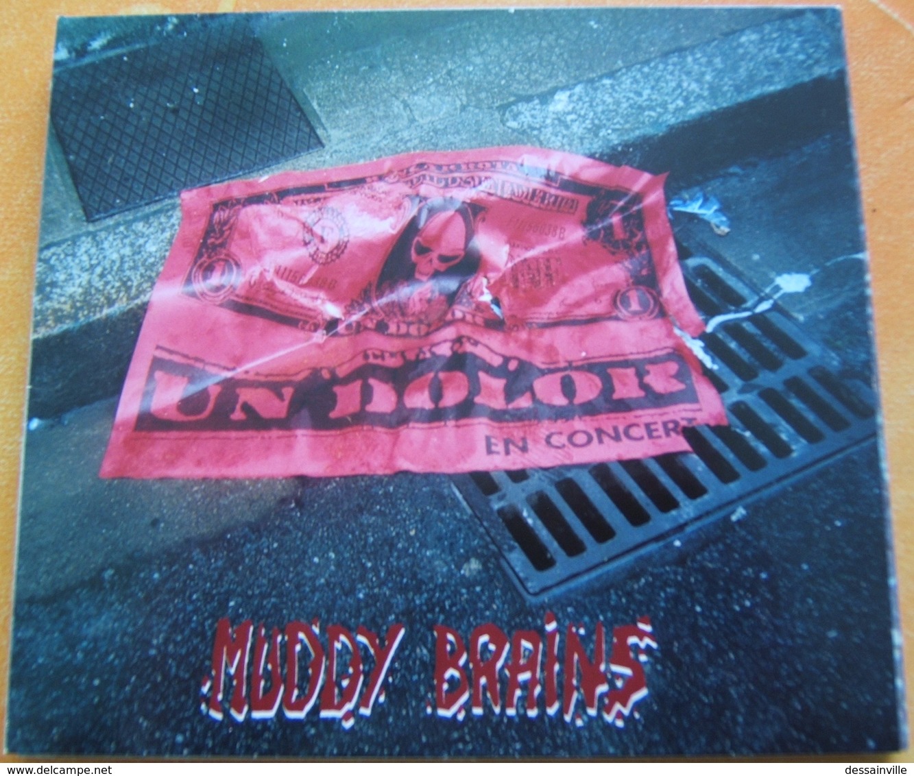 UN DOLOR  Muddy Brains - WEIRD RECORDS - CD DIGIPACK - Punk