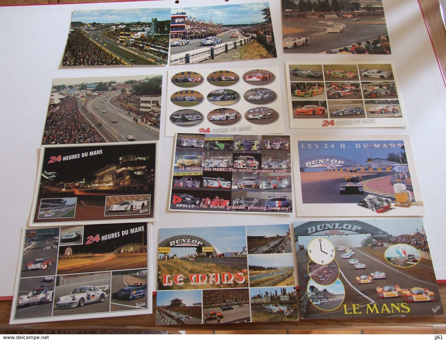 LE MANS 24 HEURES DU MANS AUTOMOBILE LOT DE 170 DOCUMENTS 61 CARTES POSTALES 21 PHOTOS REVUE LIVRES POSTER CARTE TELEPHO - Le Mans