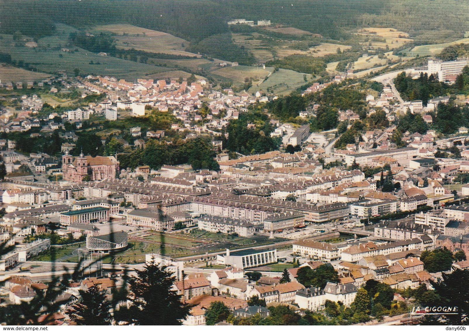 BEAU LOT DE 90 . CPSM.GF/CPM  . TOUTES SCANNEES (  petit prix de départ 3 euros ) L2