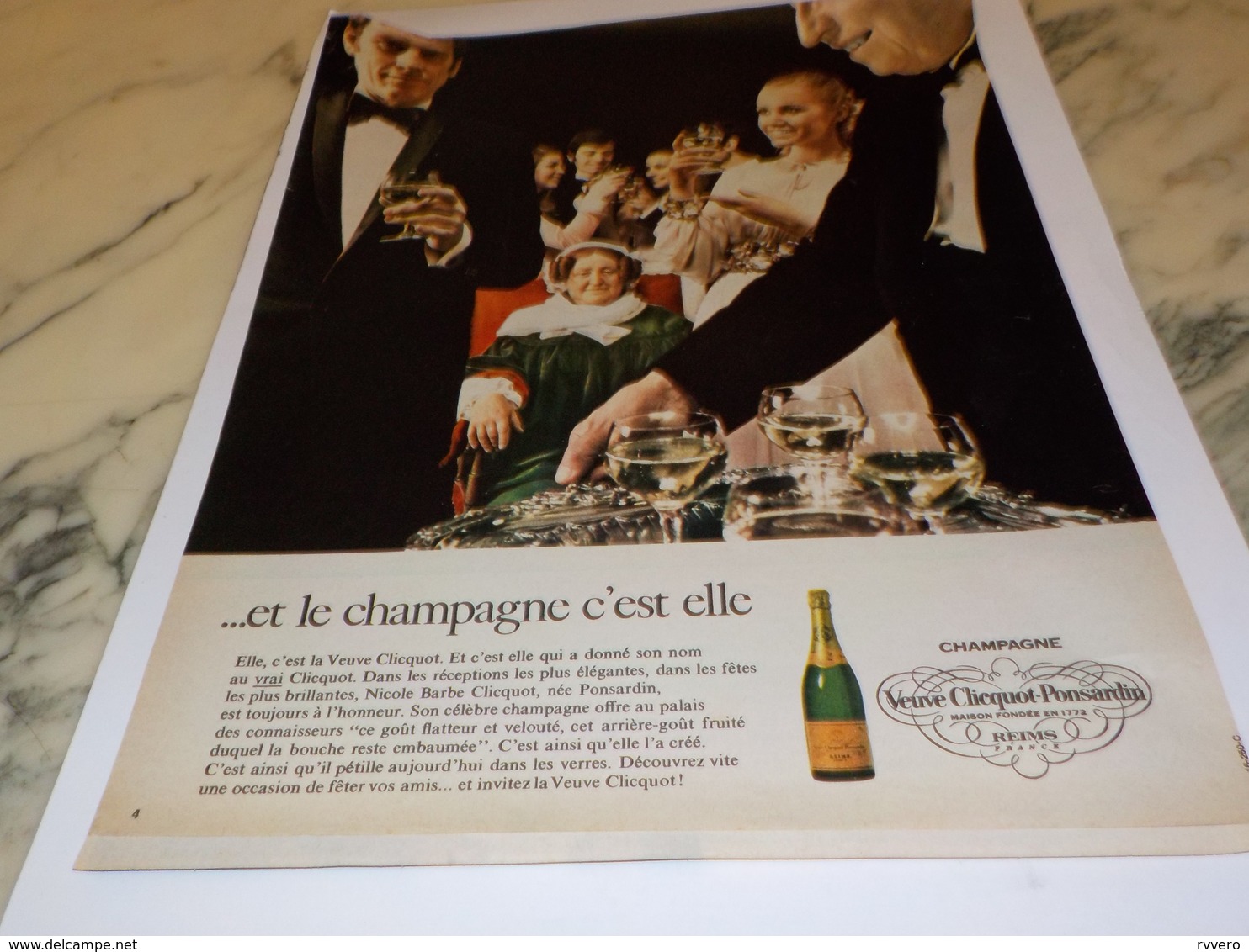 ANCIENNE PUBLICITE LE CHAMPAGNE VEUVE CLIQUOT PONSARDIN 1961 - Alcools