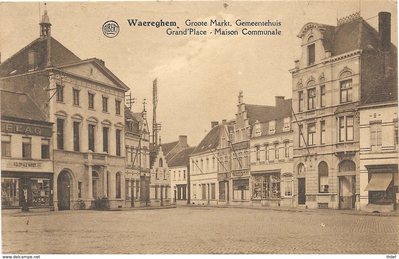 Waereghem NA4: Groote Markt. Gemeentehuis 1929 - Waregem