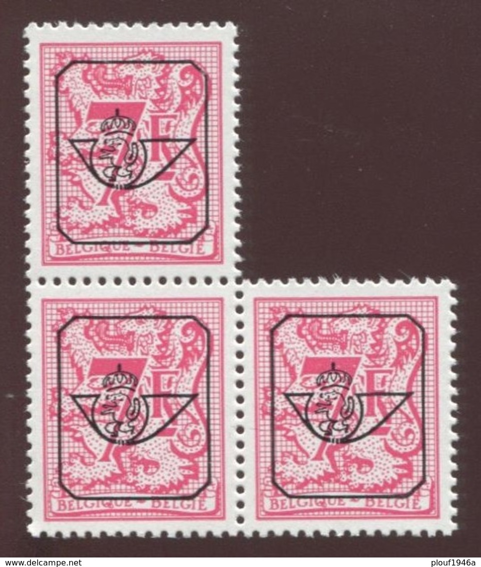 COB  Typo  812 (P7)  Bloc De 3 - Typos 1967-85 (Lion Et Banderole)