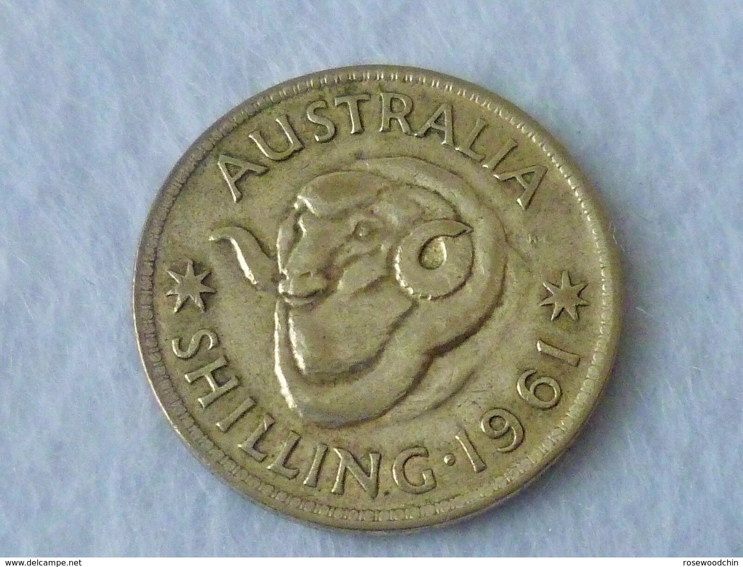 RARE !  1961 AUSTRALIA Shilling Elizabeth II Coin (WC # -25 ) - Other & Unclassified