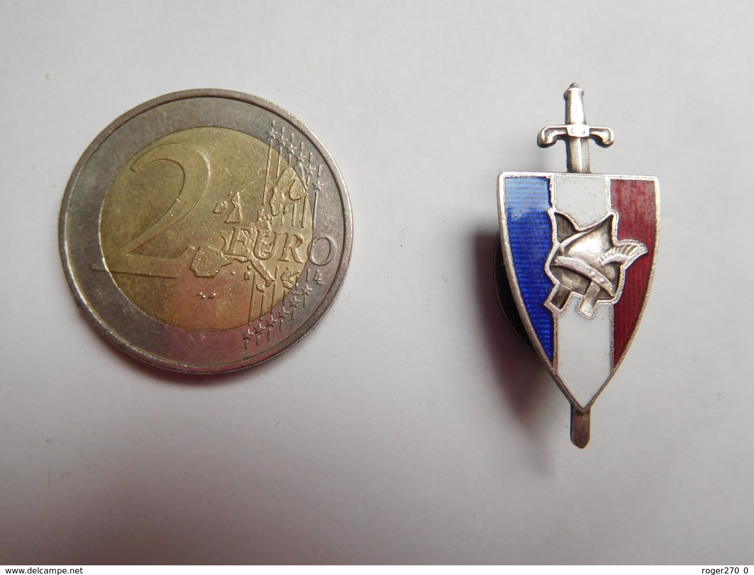 Bel Insigne De Boutonniére ( No Pin's ) , Armée Militaire , Légion Française Des Combattants , Pétain , En EGF - Armée De Terre