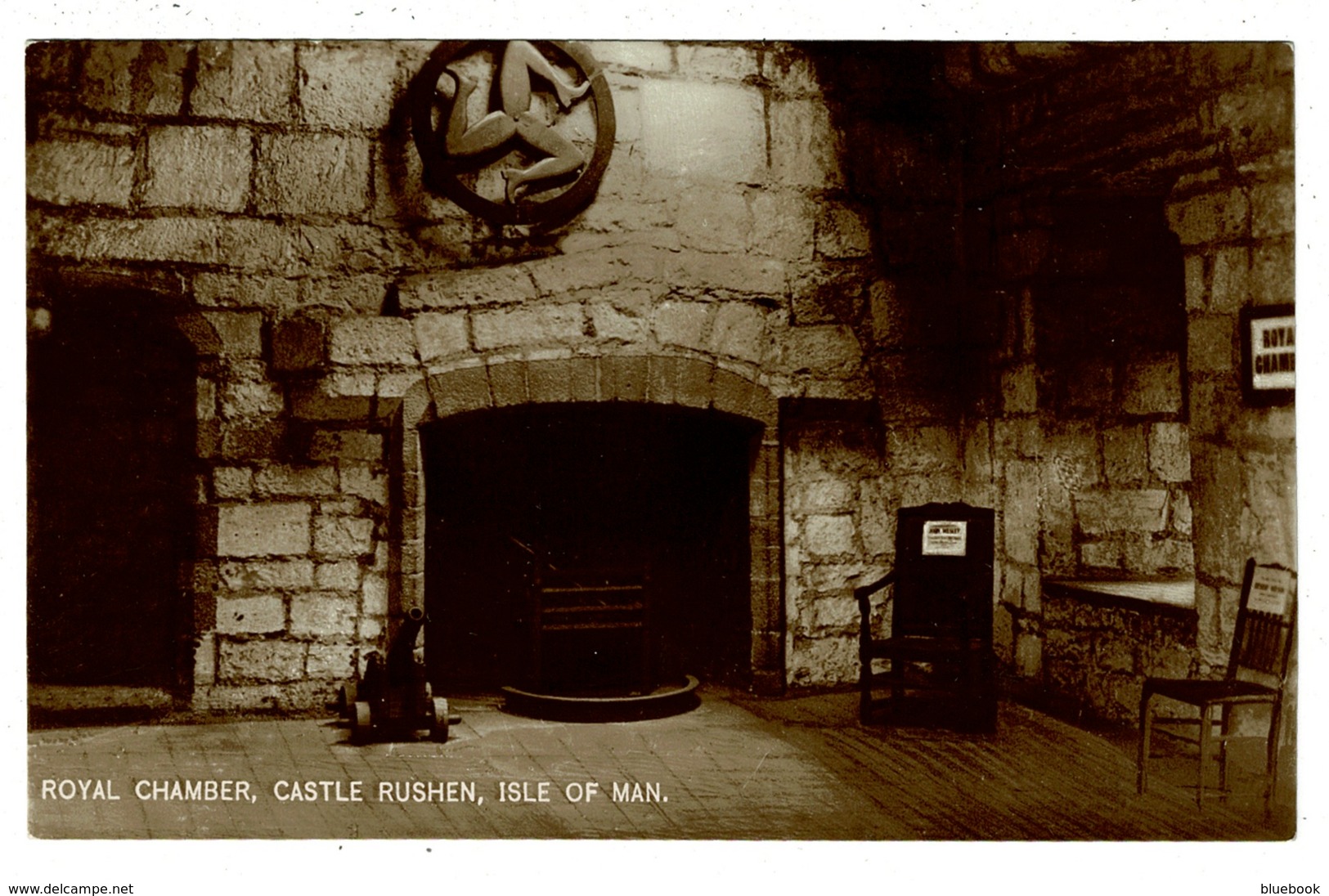 Ref 1344 - Early Real Photo Postcard - Royal Chamber - Castle Rushen - Isle Of Man - Isle Of Man