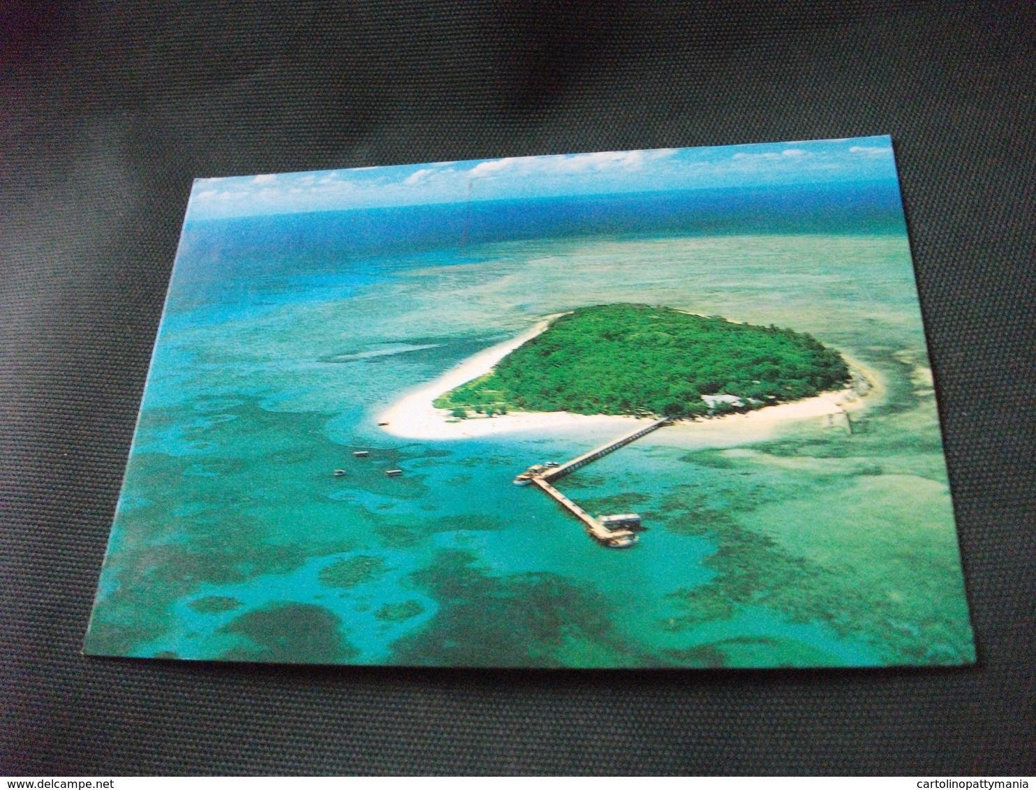 GREEN ISLAND  GREAT BARRIER REEF IS A TRUE CORAL ISLAND 26 KM CAIRNS N.Q.   FRANCOBOLLO AUSTRALIA SPORT CORSA - Cairns