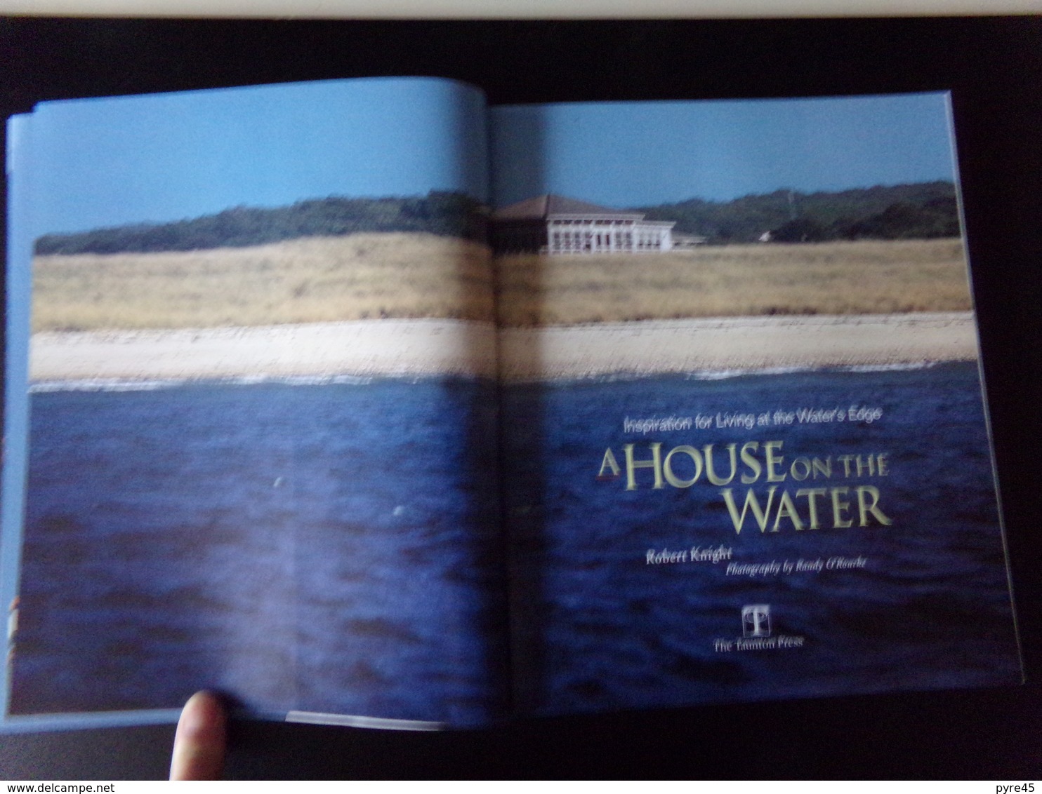 A House On The Water Par Knight, 2005, 218 Pages - Autres & Non Classés