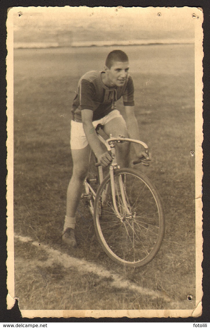 Boy Guy On Racing Bicycle Old Photo 9x14 Cm #30428 - Cyclisme