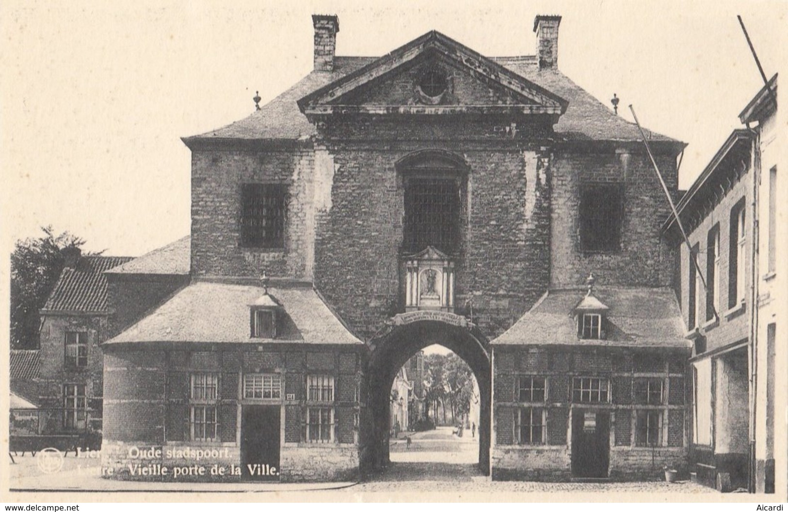 Postkaart/Carte Postale LIER/LIERRE - Oude Stadspoort (B361) - Lier