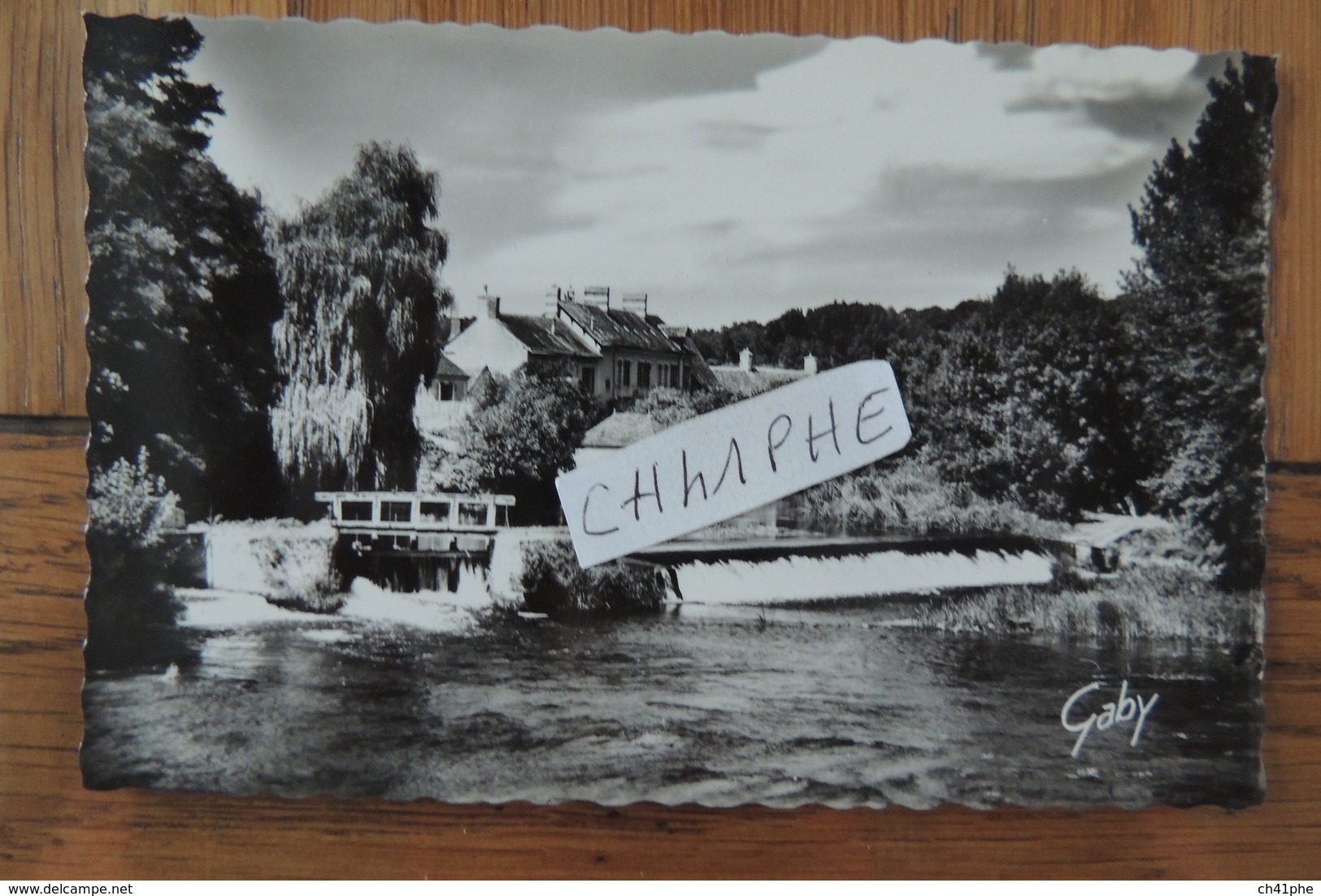 MONTFORT LE ROTROU - PONT DE GENNES - LE BARRAGE SUR L HUISNE ET LES LAVOIRS - Montfort Le Gesnois