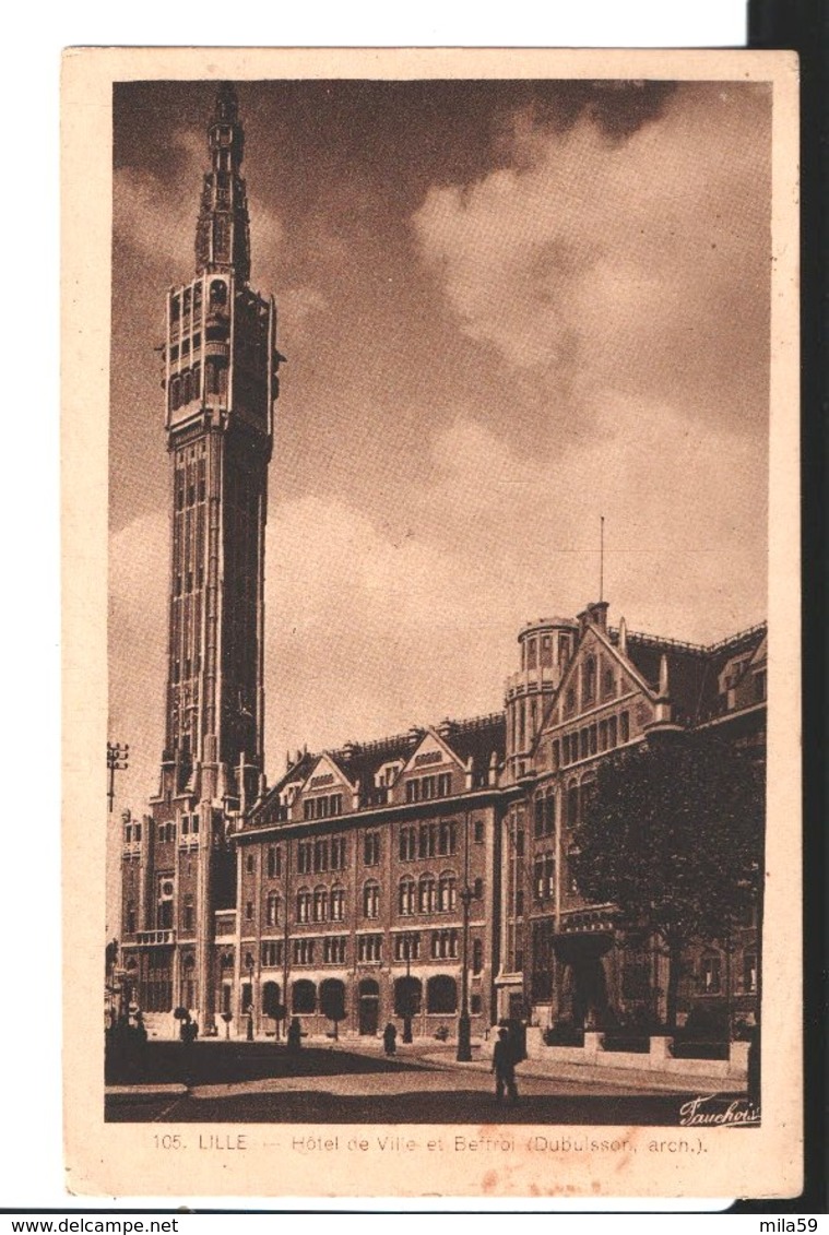 Lille. Hôtel De Ville Et Beffroi (Dubuisson, Architecte). De Grand Mère A. Briquet à Suzanne Briquet à Meudon. 1942. - Lille