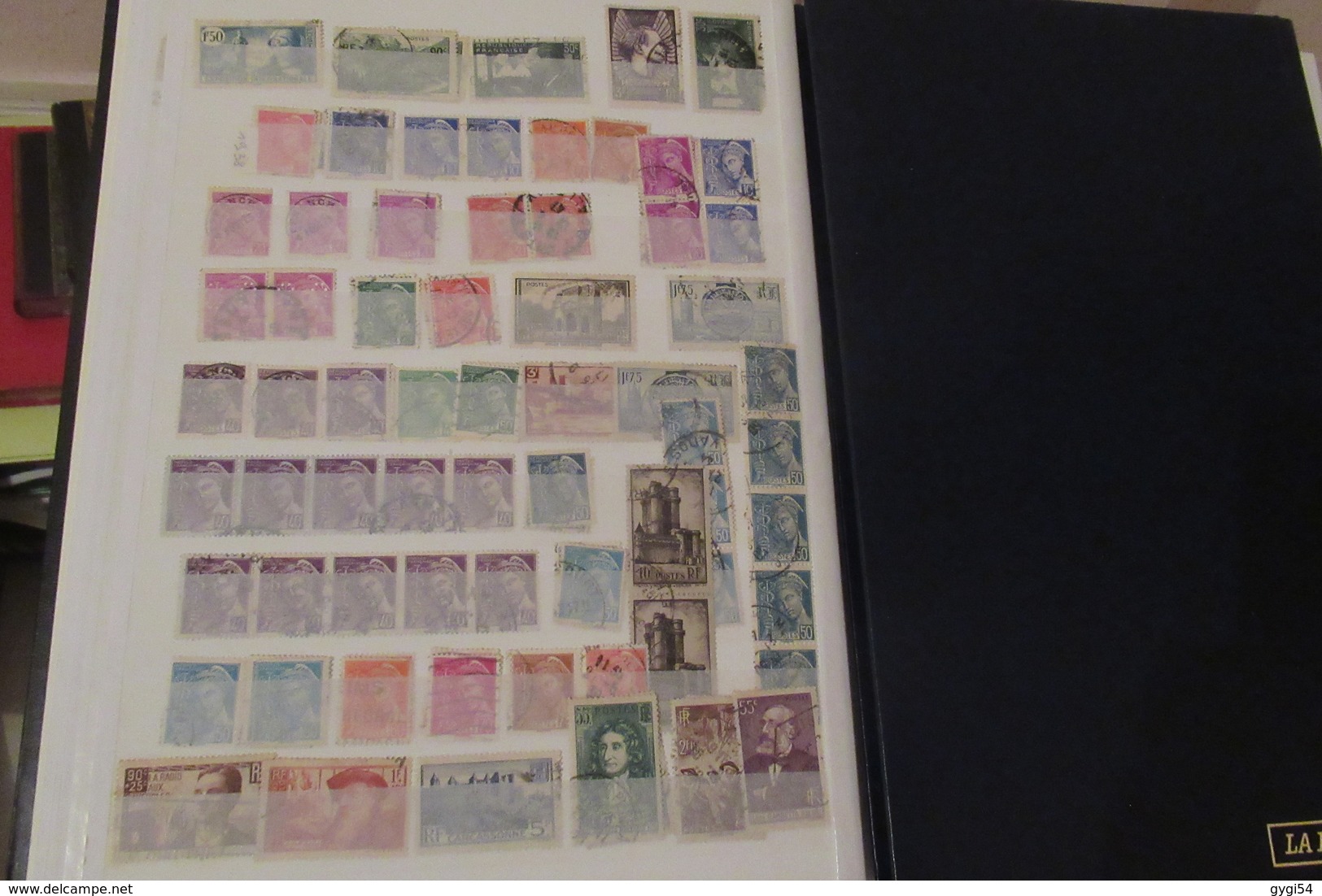 FRANCE  1870 - 1989  CAT YT  LOT  DANS UN CLASSEUR   EN   TRES  BON ETAT DE 64 PAGES