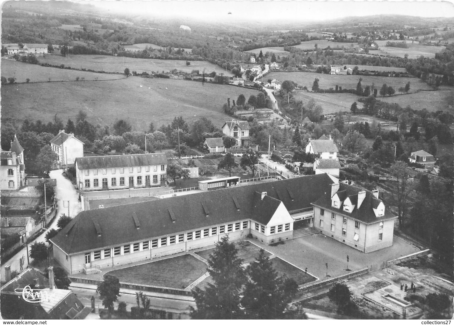 23-BOURGANEUF- VUE AERIENNE LA NOUVELLE ECOLE DE GARCONS - Bourganeuf