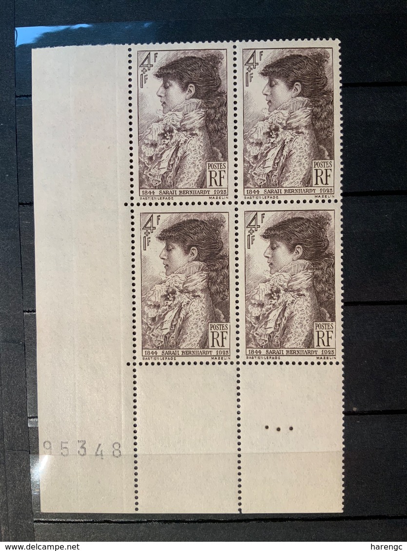 1945 NEUF Bloc De 4 Timbres SARAH BERHARDT  YT 738 Numéroté - Neufs