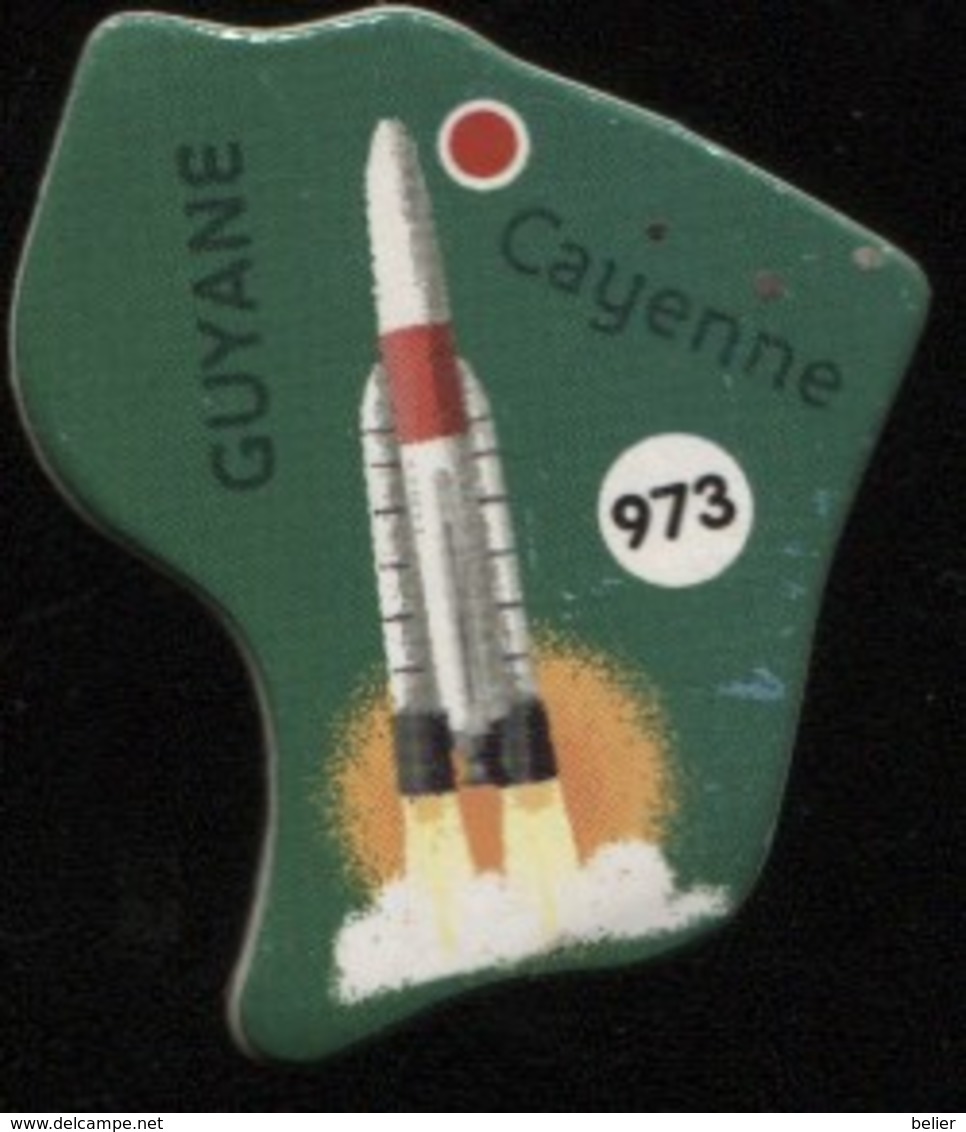 MAGNET GUYENE CAYENNE N° 973 - Magnets