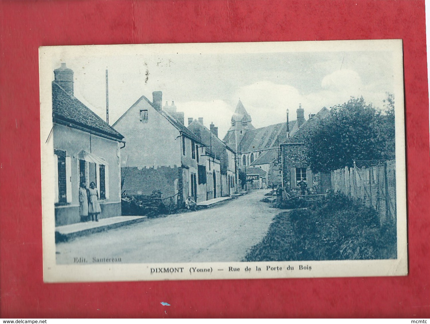 CPA -  Dixmont  - (Yonne) - Rue De La Porte Du Bois - Dixmont